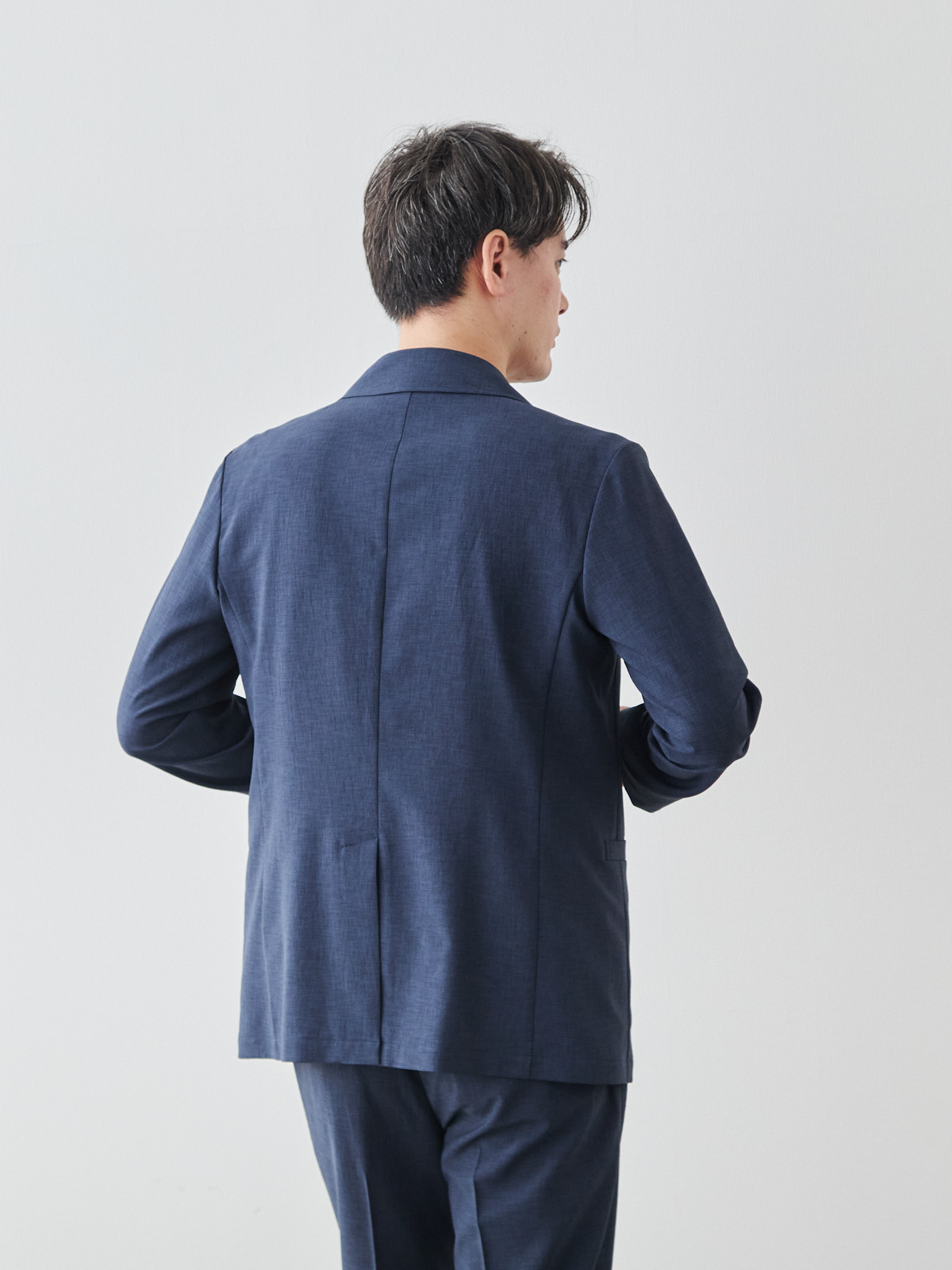 “風、抜ける” ドライサマー ジャケット/ウォッシャブル/ブルーネイビー モデル 181cm 71kg ウエスト82cm サイズ L