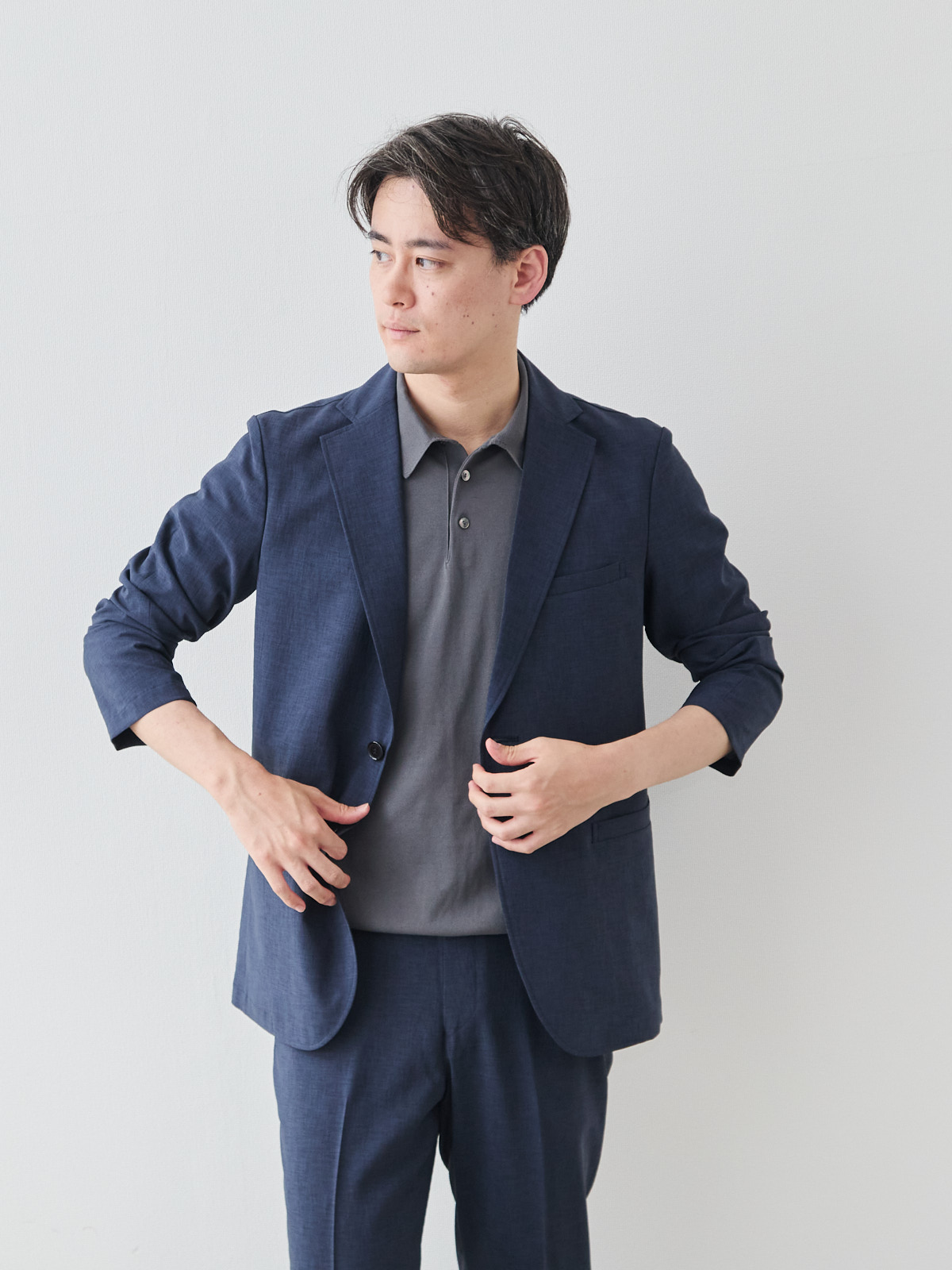 “風、抜ける” ドライサマー ジャケット/ウォッシャブル/ブルーネイビー モデル 181cm 71kg ウエスト82cm サイズ L