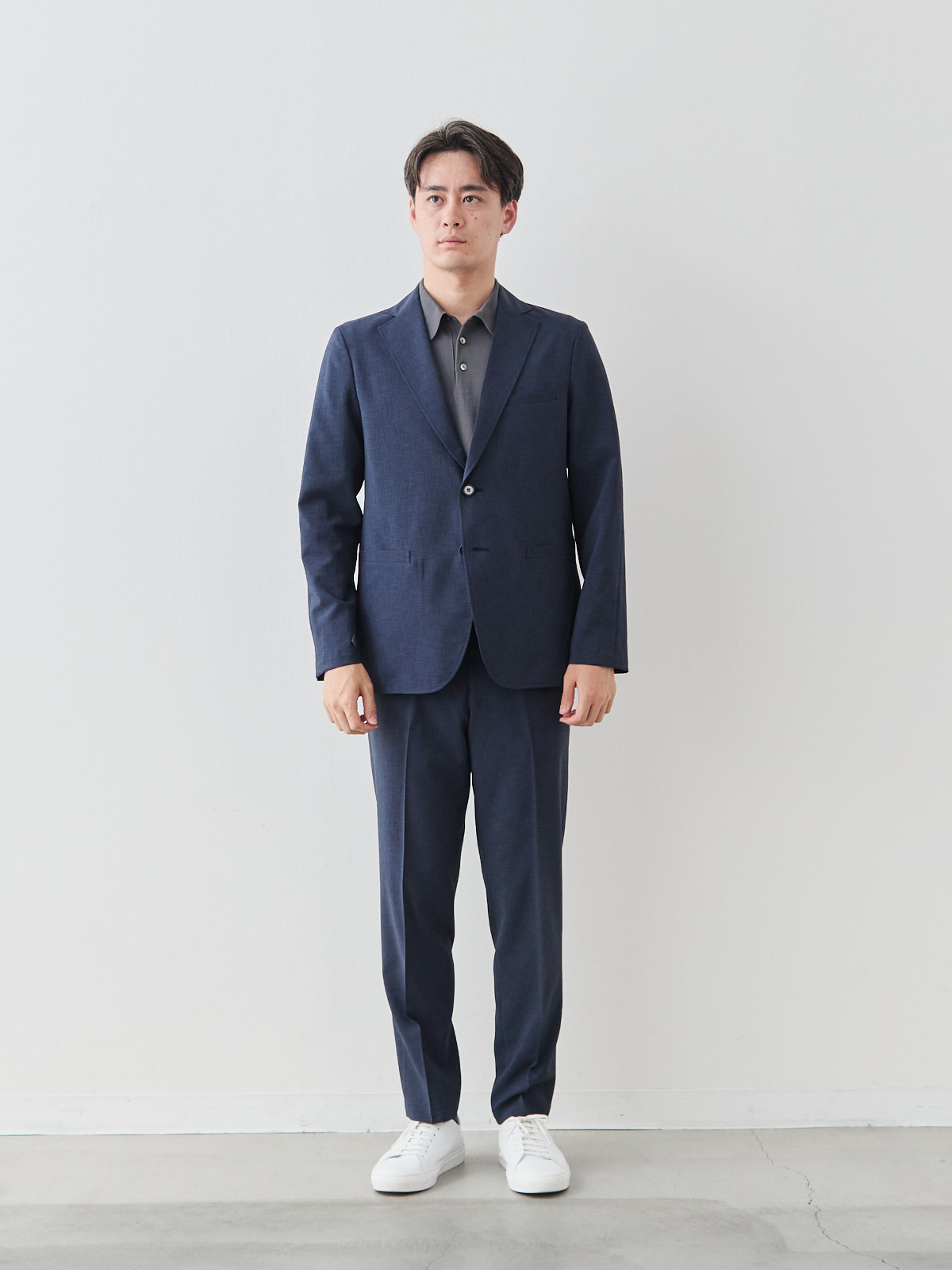 “風、抜ける” ドライサマー ジャケット/ウォッシャブル/ブルーネイビー モデル 181cm 71kg ウエスト82cm サイズ L
