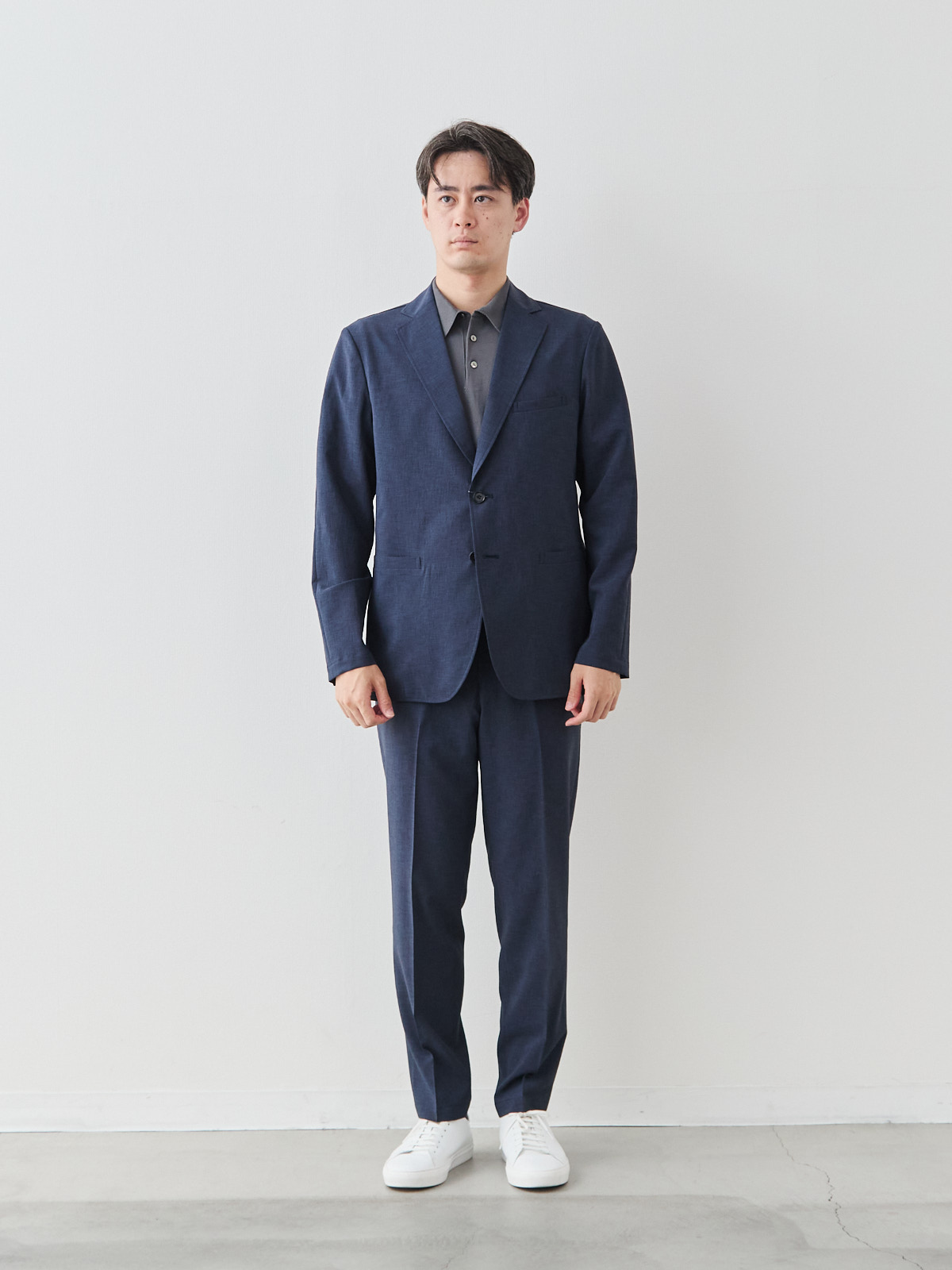 “風、抜ける” ドライサマー ジャケット/ウォッシャブル/ブルーネイビー モデル 181cm 71kg ウエスト82cm サイズ LL