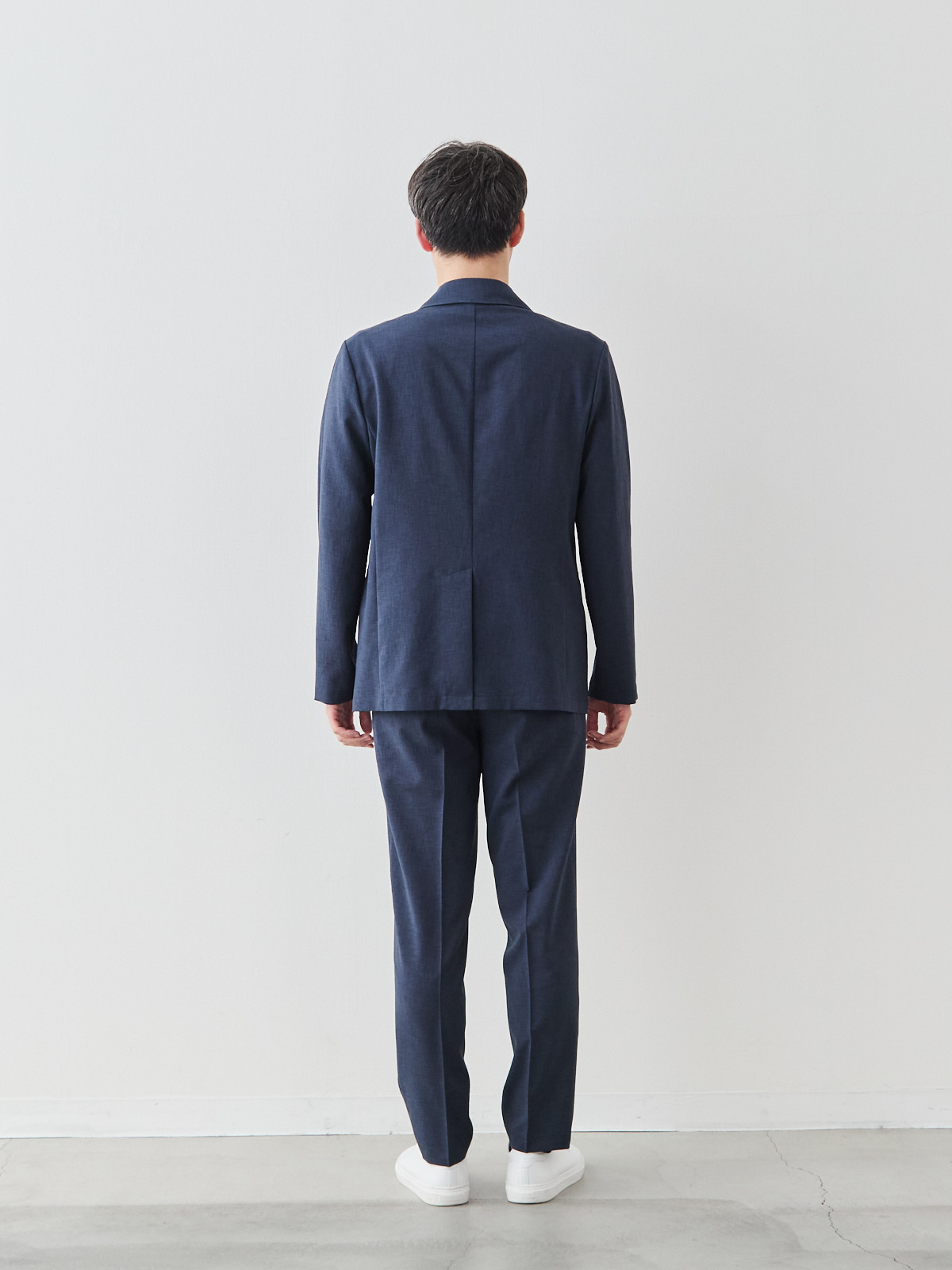 “風、抜ける” ドライサマー ジャケット/ウォッシャブル/ブルーネイビー モデル 181cm 71kg ウエスト82cm サイズ LL