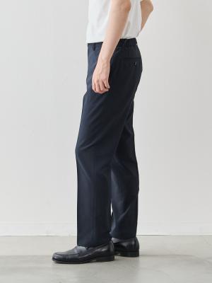 モデル 181cm 71kg ウエスト82cm サイズ L