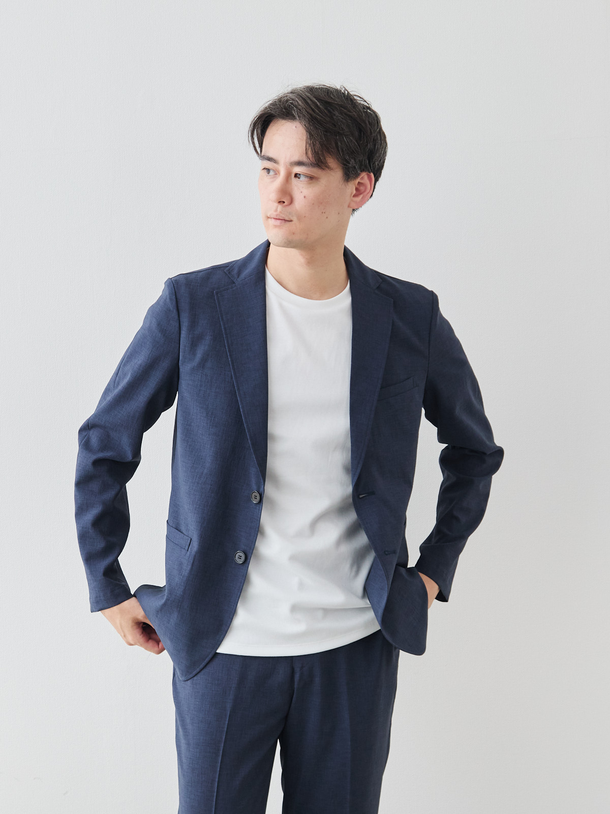 “風、抜ける” ドライサマー ジャケット/ウォッシャブル/ブルーネイビー モデル 181cm 71kg ウエスト82cm サイズ L