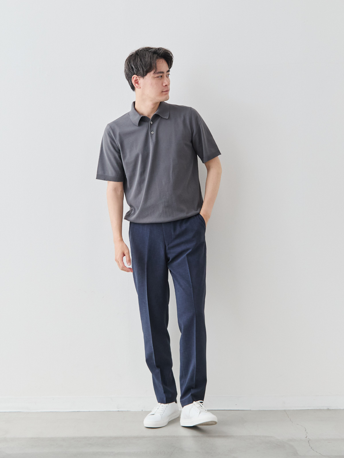 モデル 181cm 71kg ウエスト82cm サイズ L