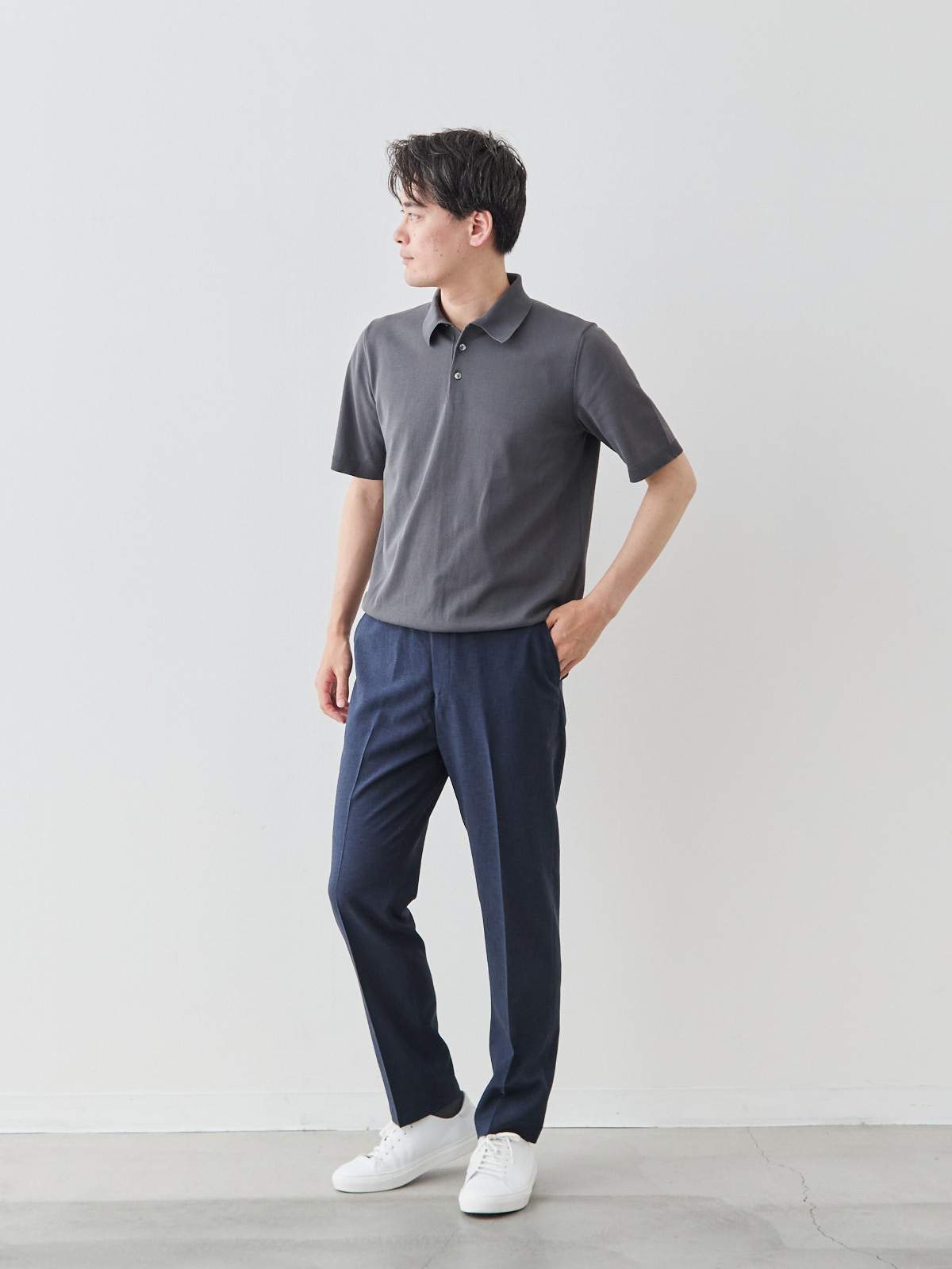 モデル 181cm 71kg ウエスト82cm サイズ L