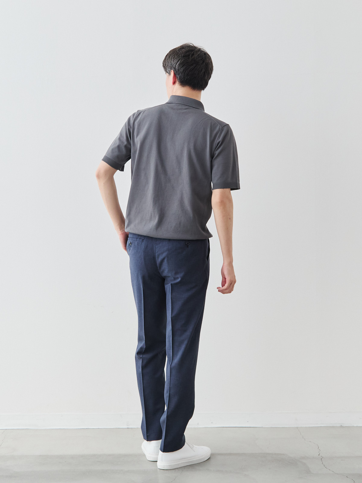 モデル 181cm 71kg ウエスト82cm サイズ L