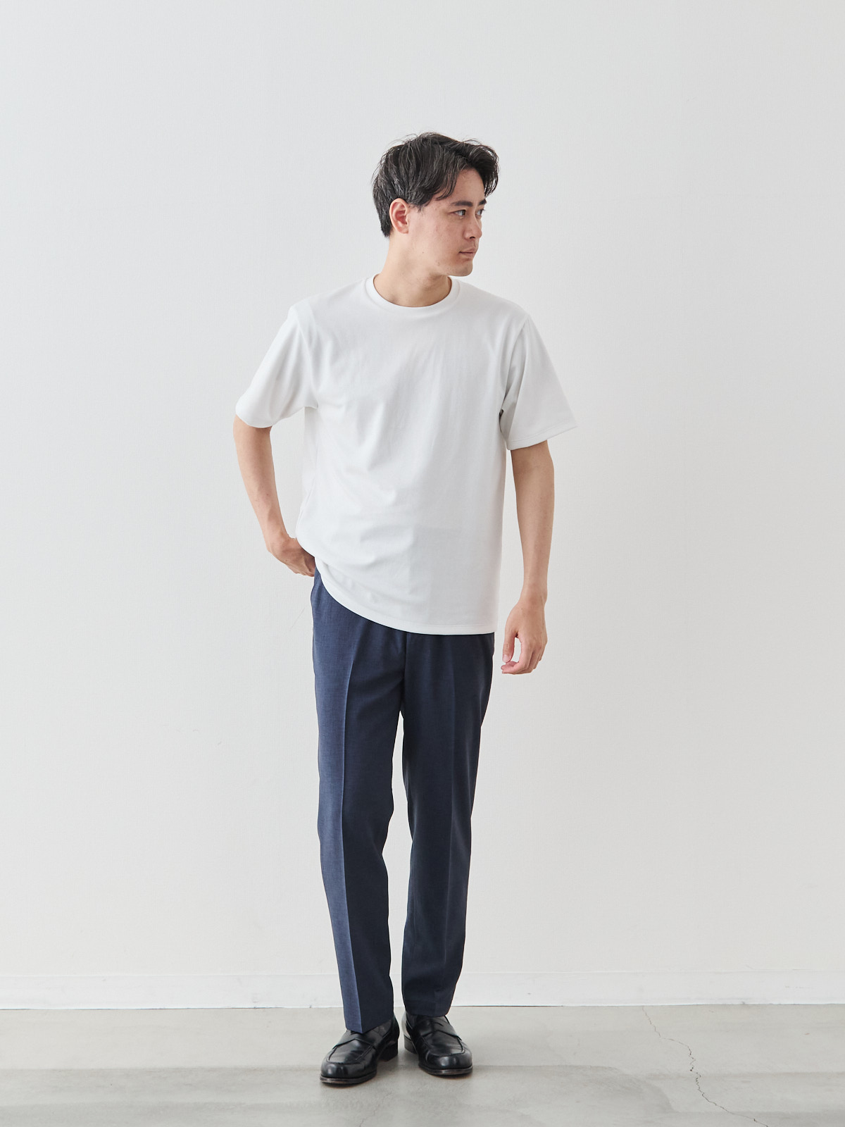 モデル 181cm 71kg ウエスト82cm サイズ L