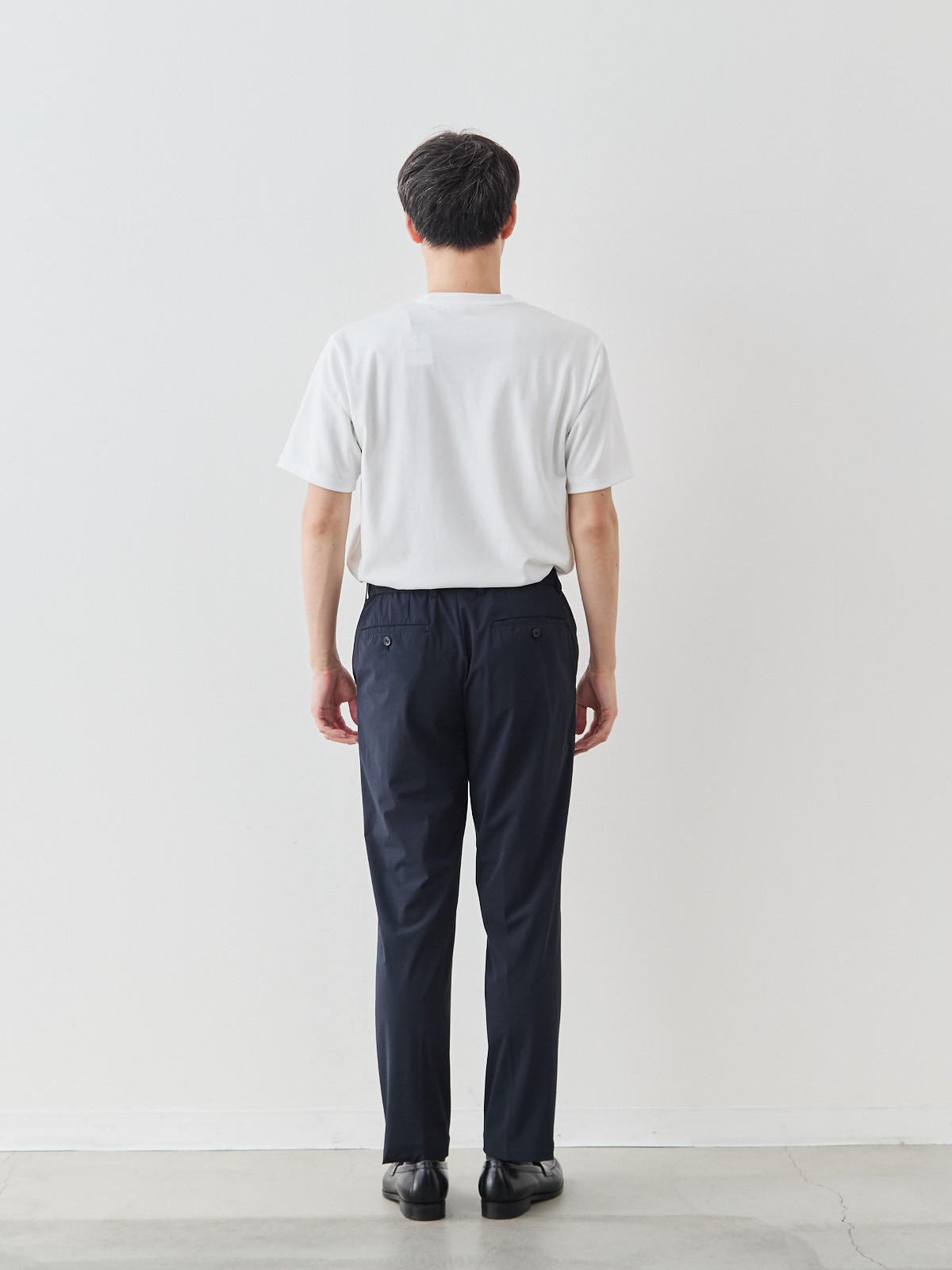 モデル 181cm 71kg ウエスト82cm サイズ L