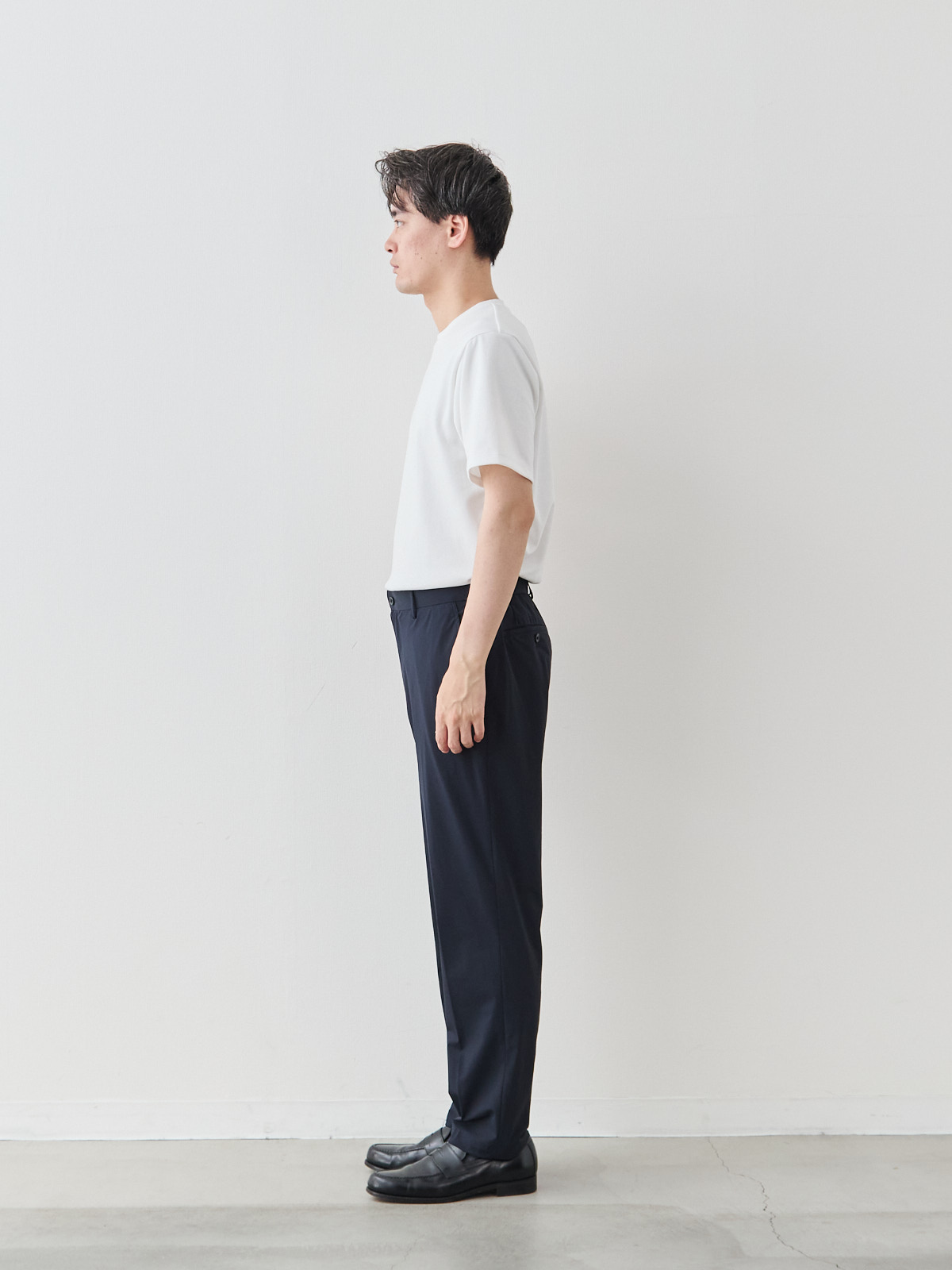モデル 181cm 71kg ウエスト82cm サイズ LL