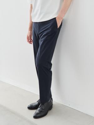 モデル 181cm 71kg ウエスト82cm サイズ L