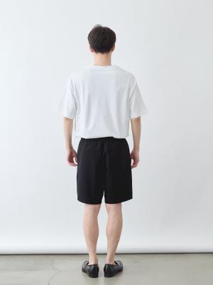 モデル 181cm 71kg サイズ LL