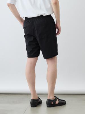 モデル 181cm 71kg サイズ L