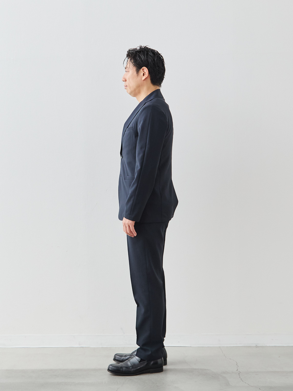 “風、抜ける” ドライサマー ジャケット/ウォッシャブル/ダークネイビー モデル 171cm 70kg ウエスト85cm サイズ M