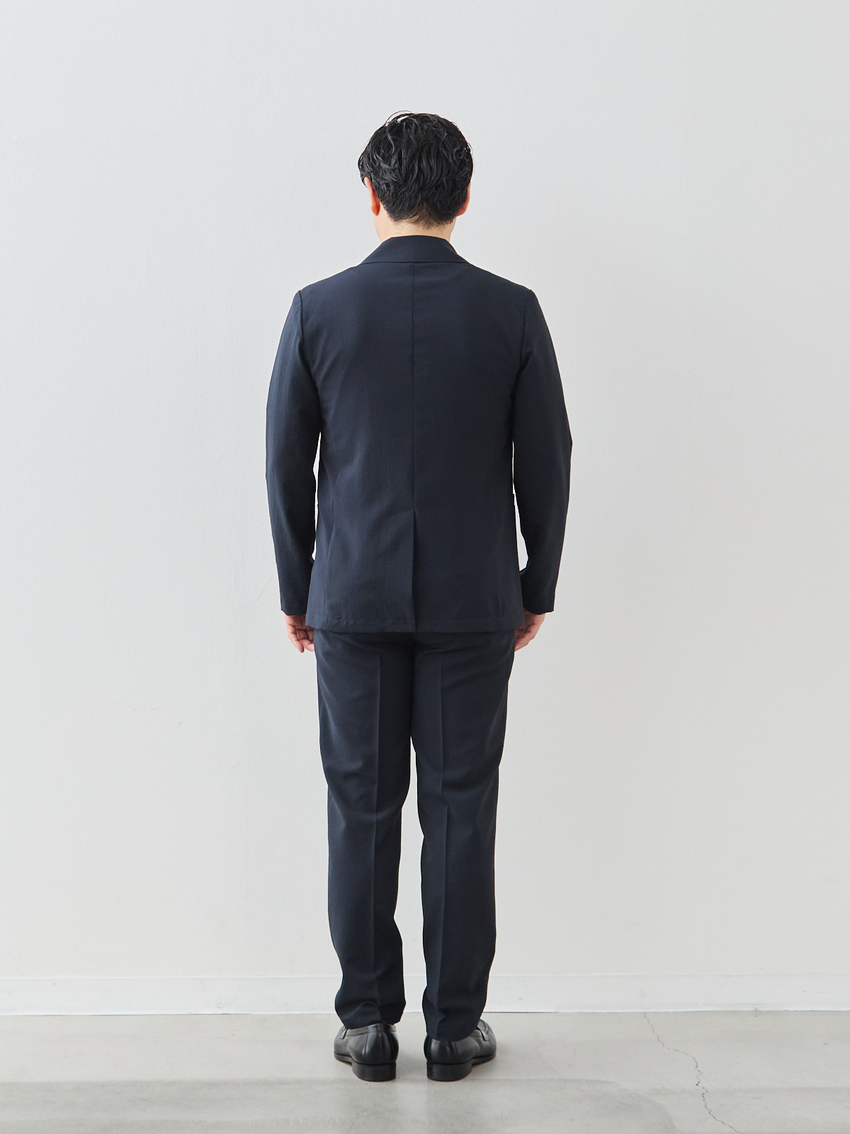“風、抜ける” ドライサマー ジャケット/ウォッシャブル/ダークネイビー モデル 171cm 70kg ウエスト85cm サイズ M