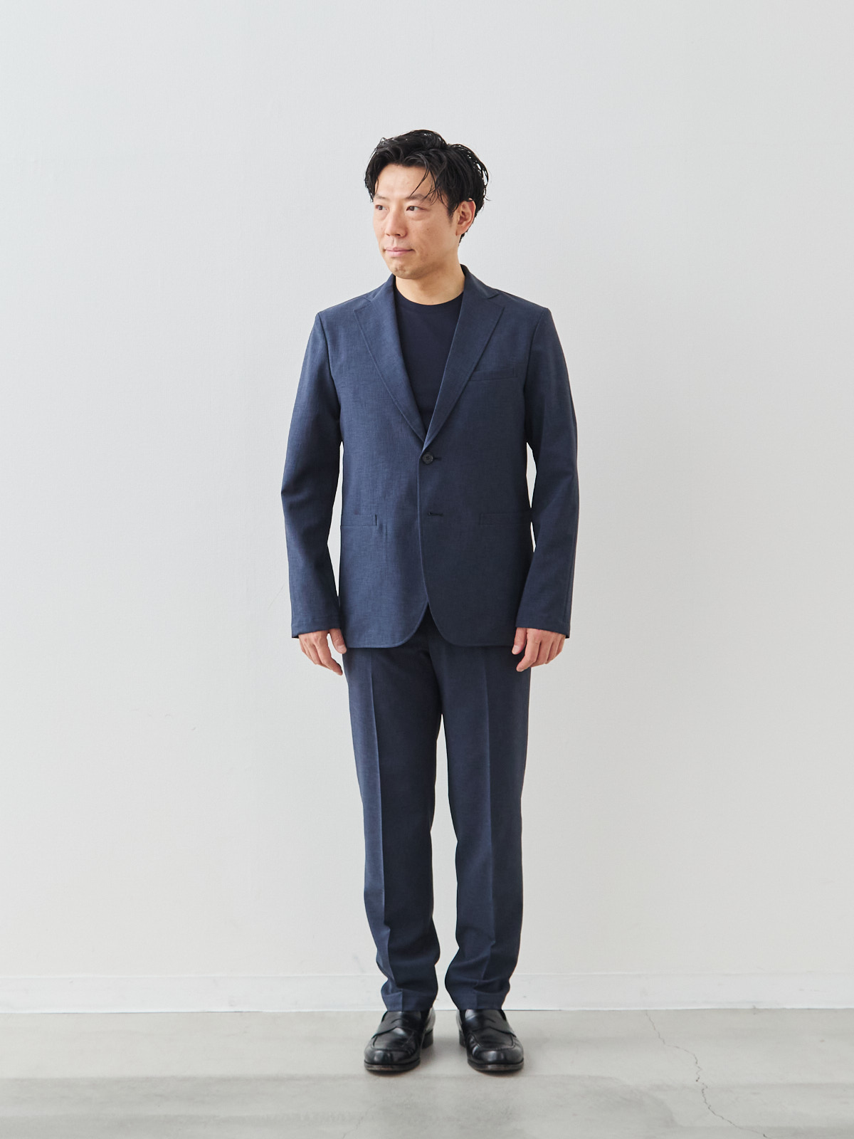 “風、抜ける” ドライサマー ジャケット/ウォッシャブル/ブルーネイビー モデル 171cm 70kg ウエスト85cm サイズ L