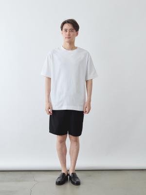 モデル 181cm 71kg サイズ LL
