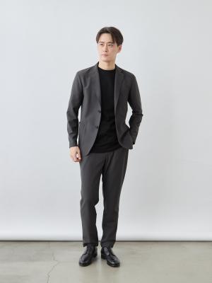 モデル 181cm 71kg サイズ L
