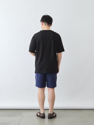 モデル 171cm 70kg サイズ L