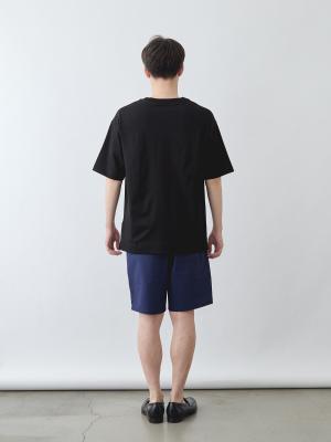 モデル 181cm 71kg サイズ LL