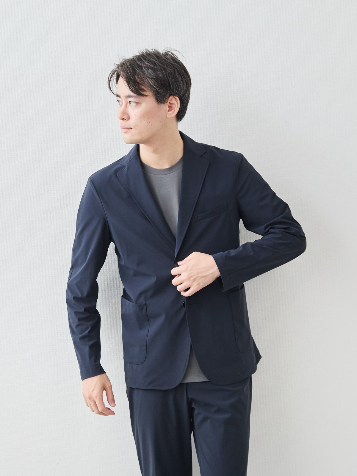 ULTRA EASY クールトラベルジャケット/ウォッシャブル/ネイビー モデル 181cm 71kg ウエスト82cm サイズ L