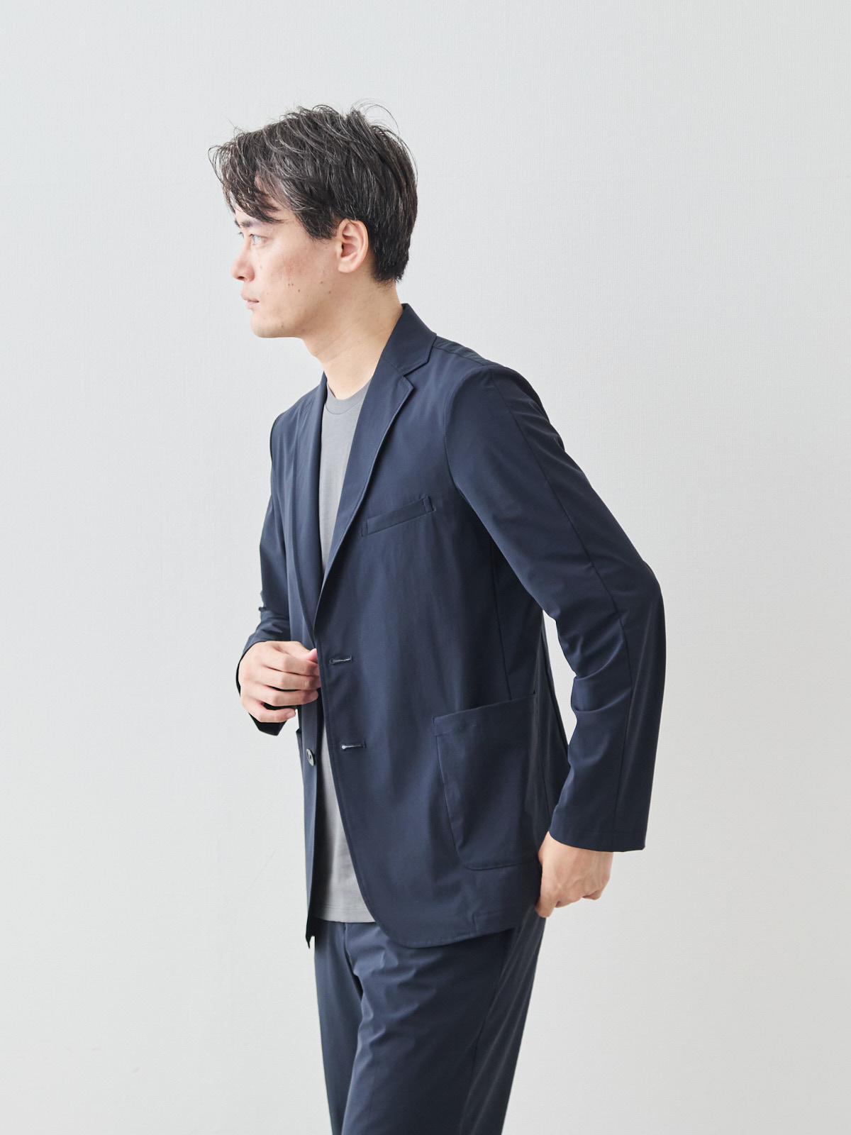 ULTRA EASY クールトラベルジャケット/ウォッシャブル/ネイビー モデル 181cm 71kg ウエスト82cm サイズ L