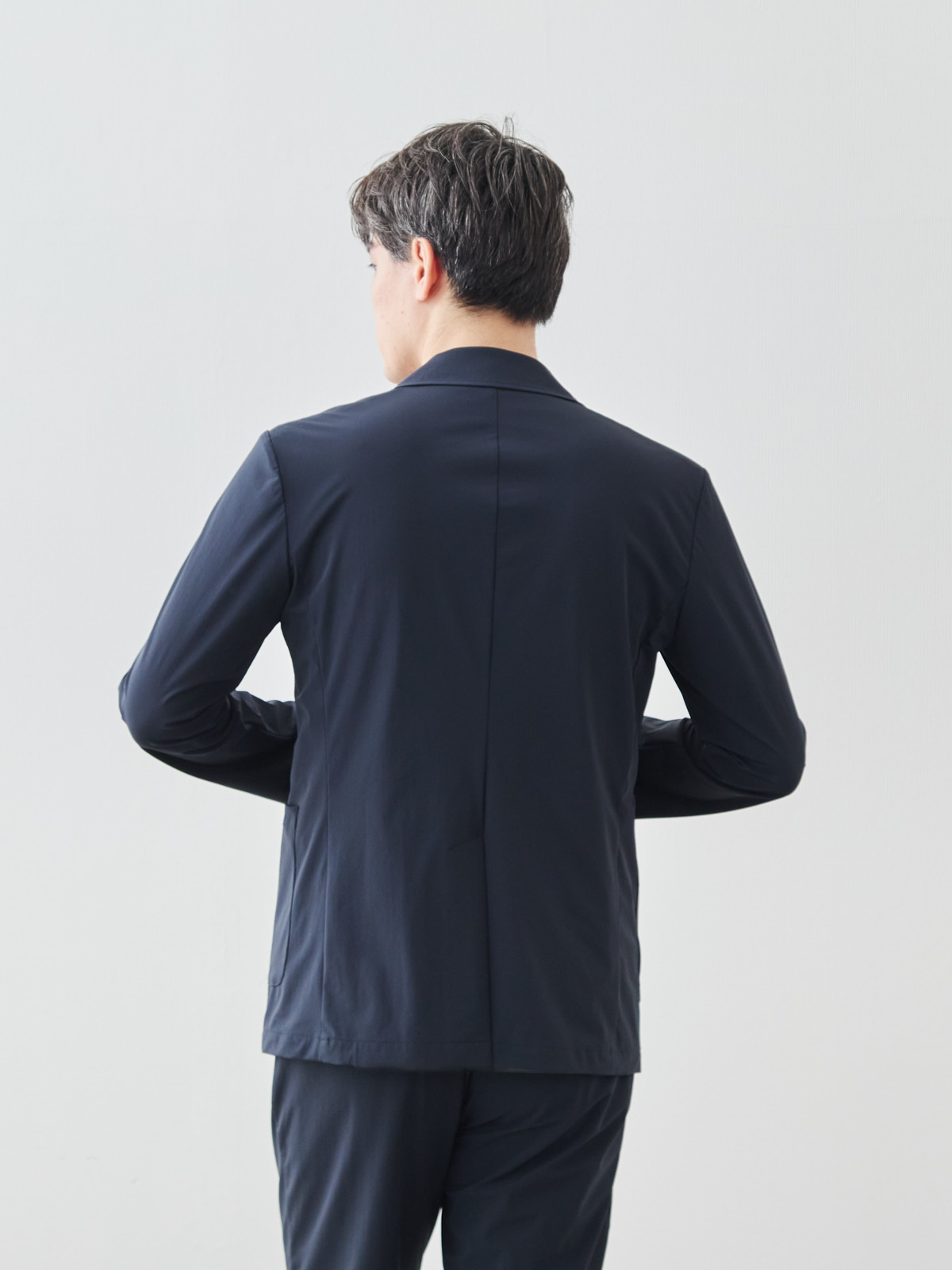 ULTRA EASY クールトラベルジャケット/ウォッシャブル/ネイビー モデル 181cm 71kg ウエスト82cm サイズ L