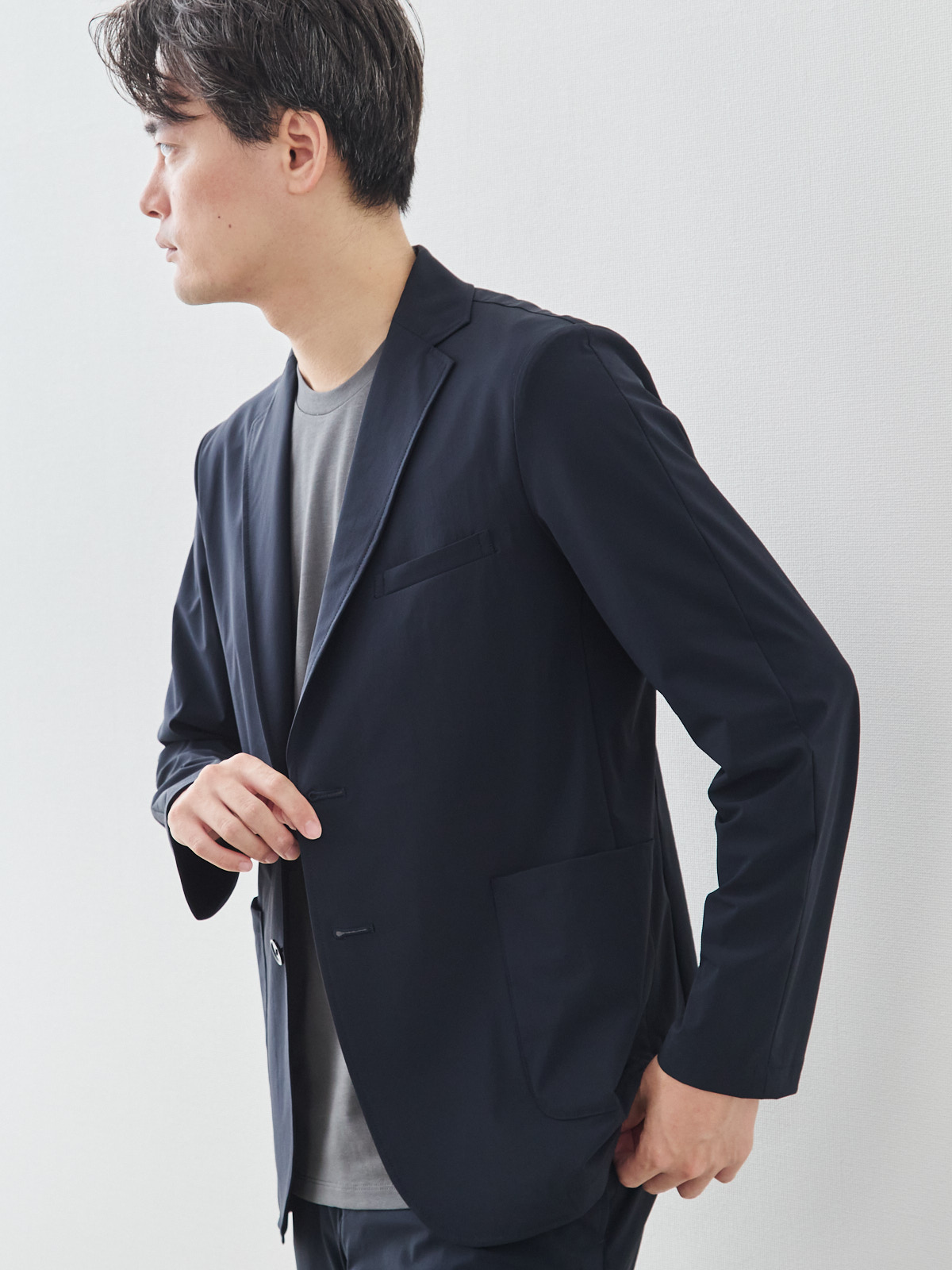 ULTRA EASY クールトラベルジャケット/ウォッシャブル/ネイビー モデル 181cm 71kg ウエスト82cm サイズ L