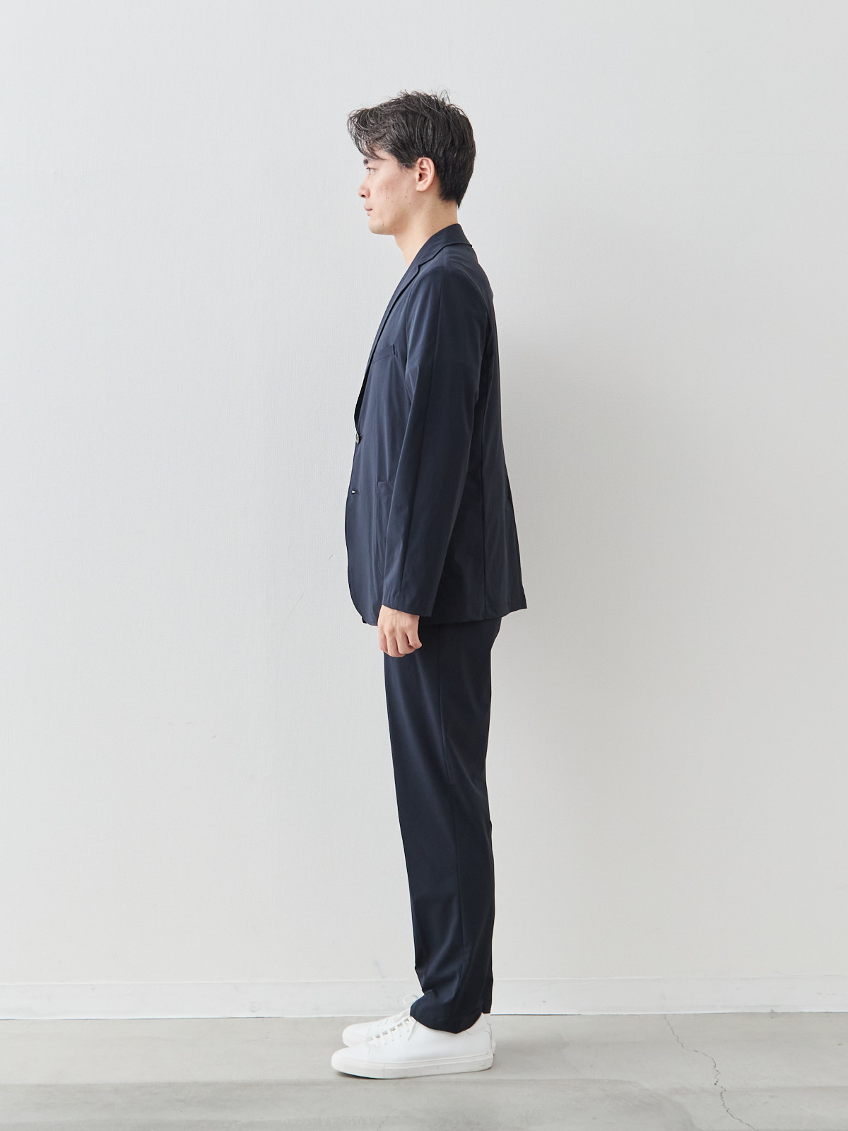 ULTRA EASY クールトラベルジャケット/ウォッシャブル/ネイビー モデル 181cm 71kg ウエスト82cm サイズ LL