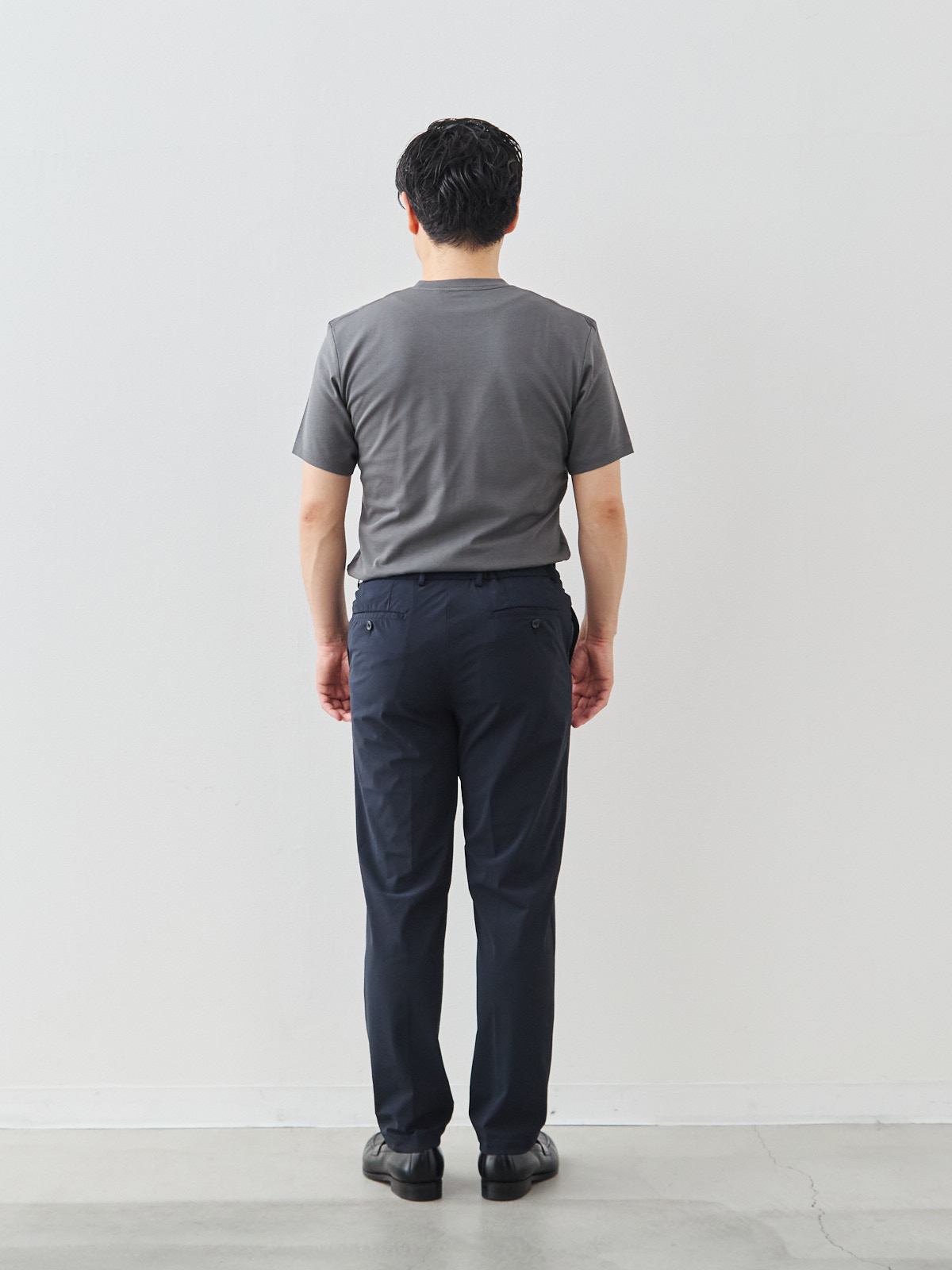 モデル 171cm 70kg ウエスト85cm サイズ M