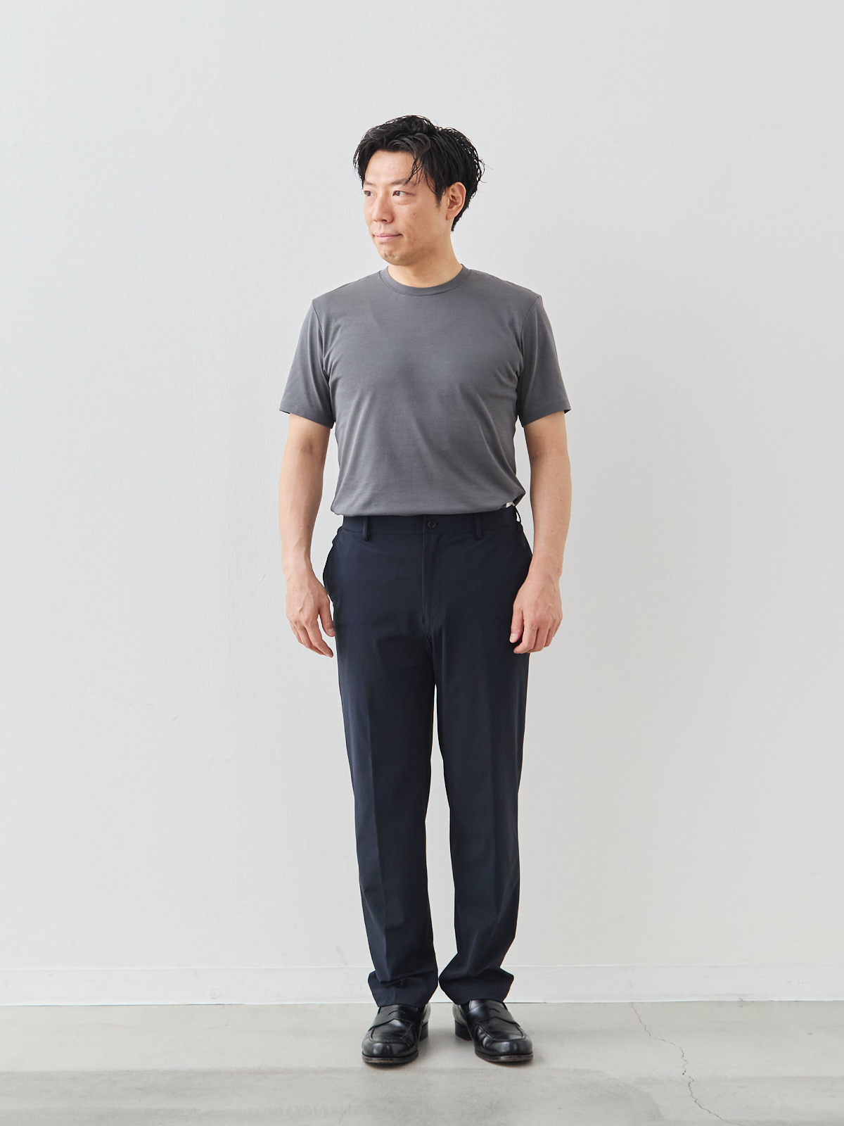 モデル 171cm 70kg ウエスト85cm サイズ L