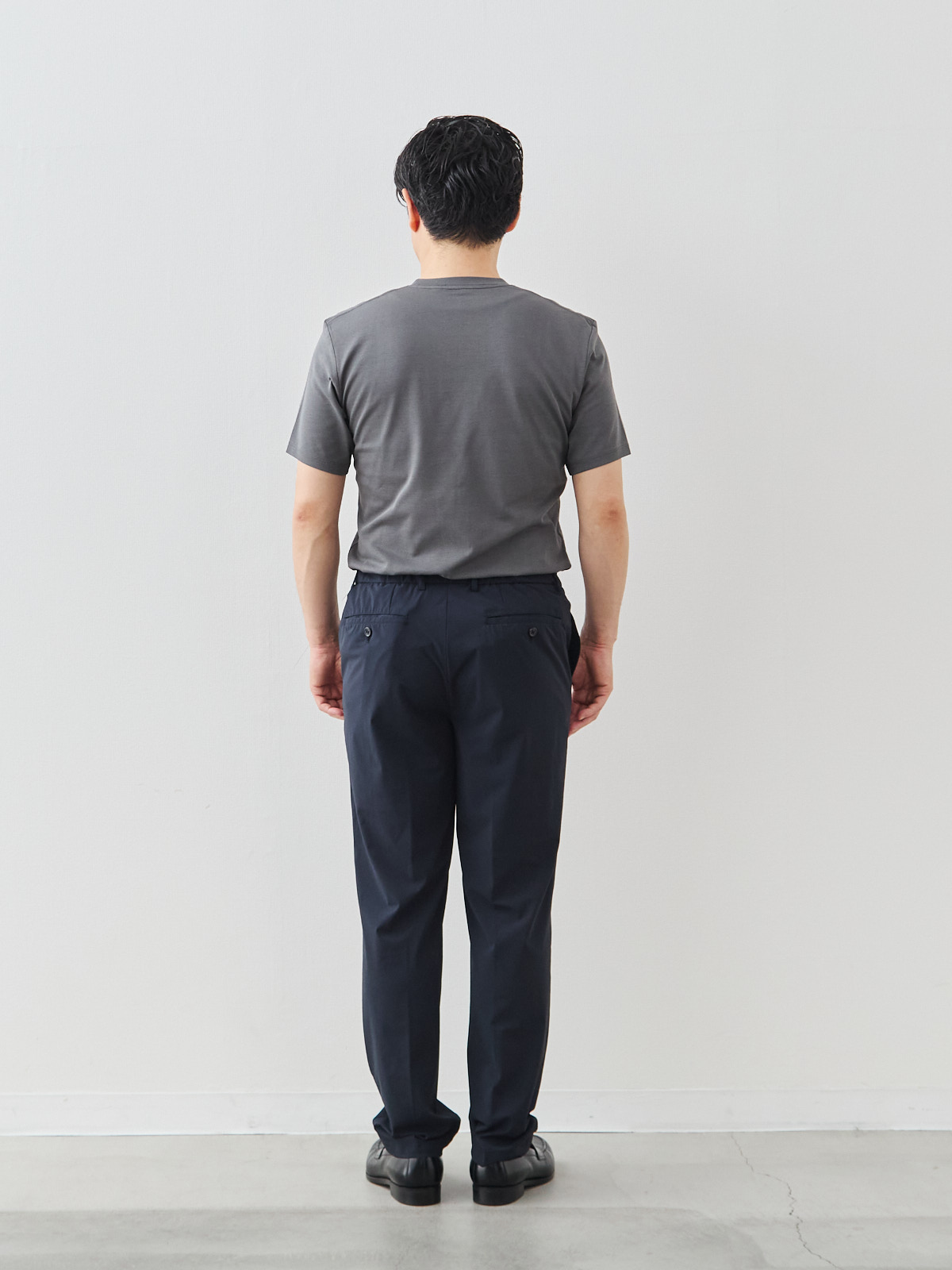 モデル 171cm 70kg ウエスト85cm サイズ L