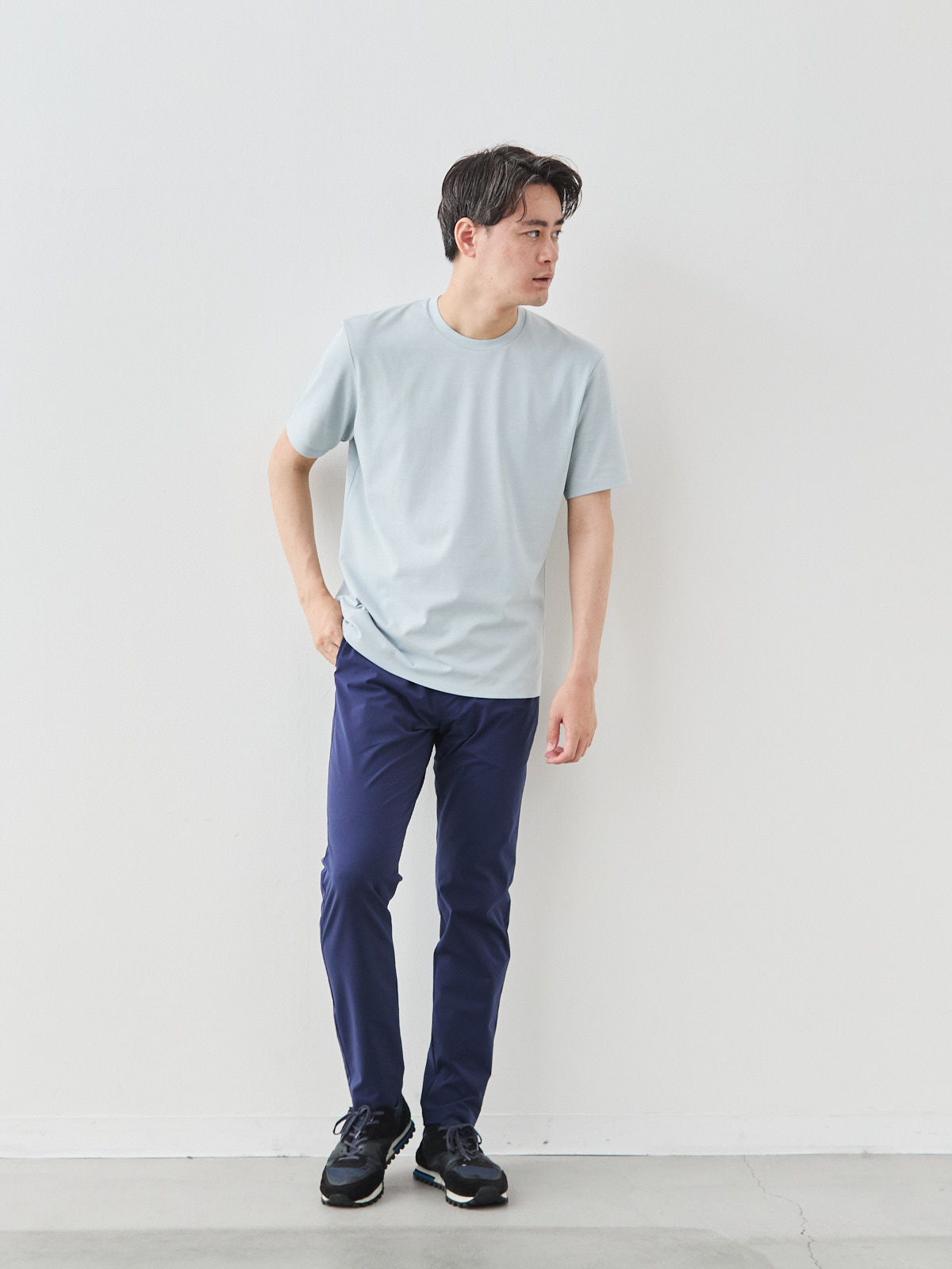 モデル 181cm 71kg ウエスト82cm サイズ L