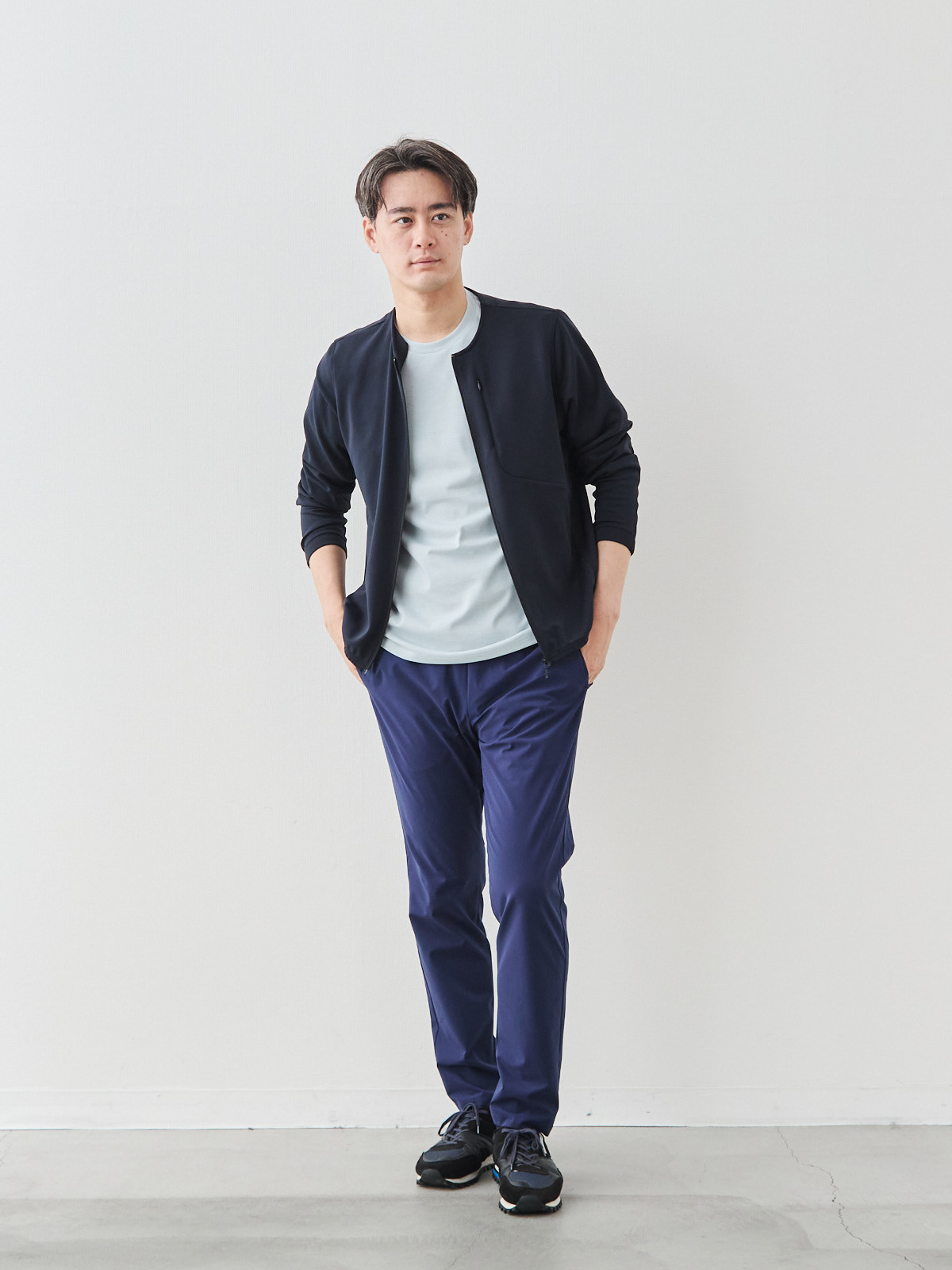 モデル 181cm 71kg ウエスト82cm サイズ L
