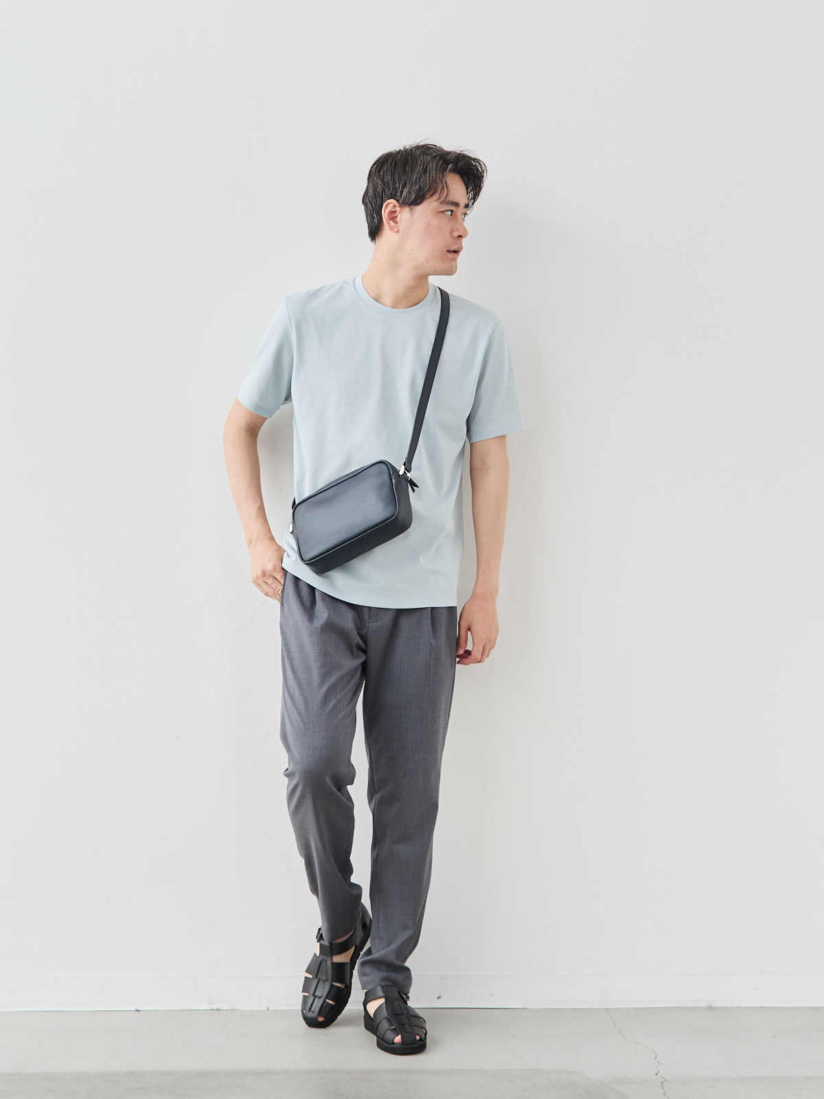 モデル 181cm 71kg ウエスト82cm サイズ L