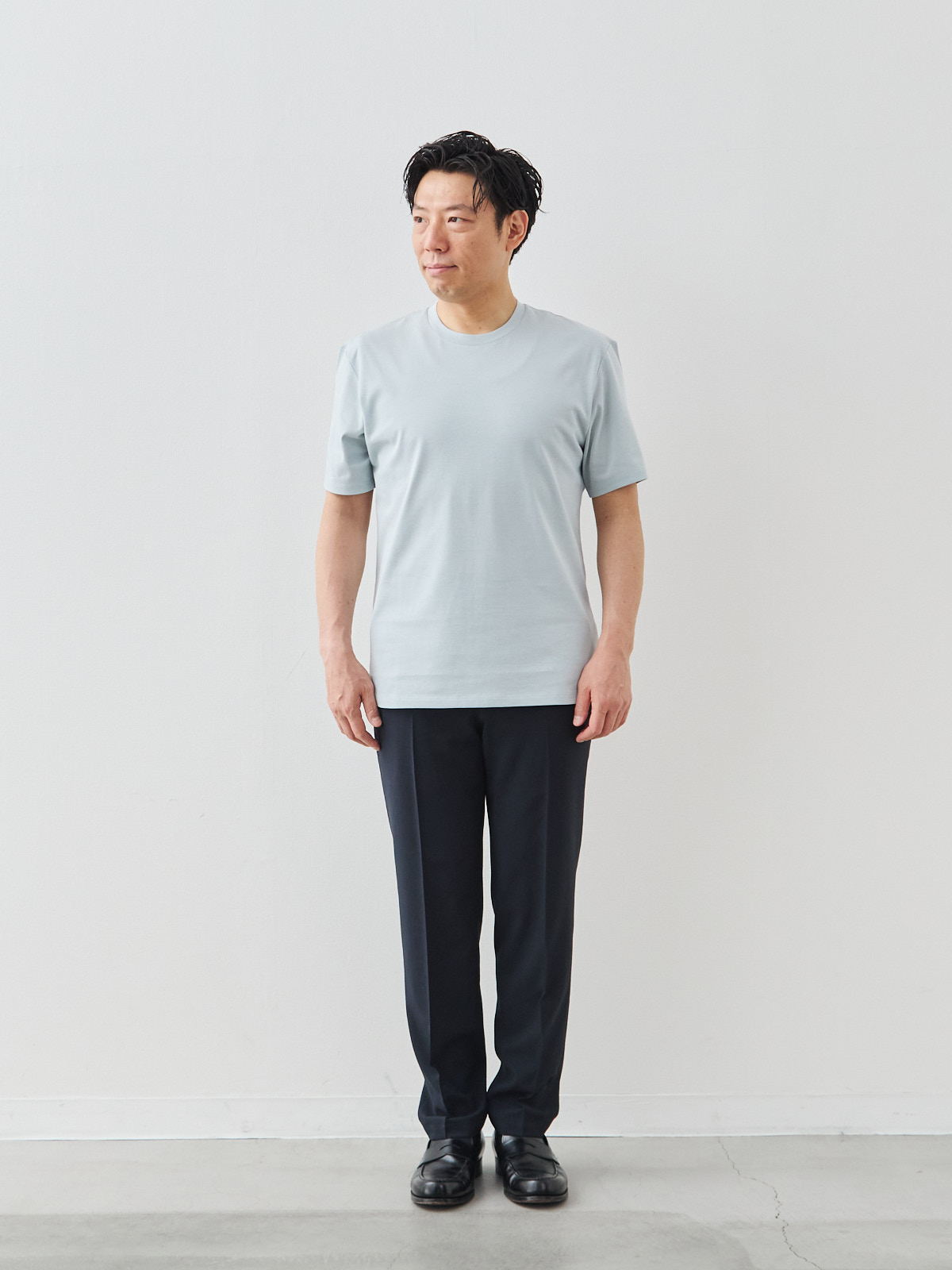 モデル 171cm 70kg ウエスト85cm サイズ L