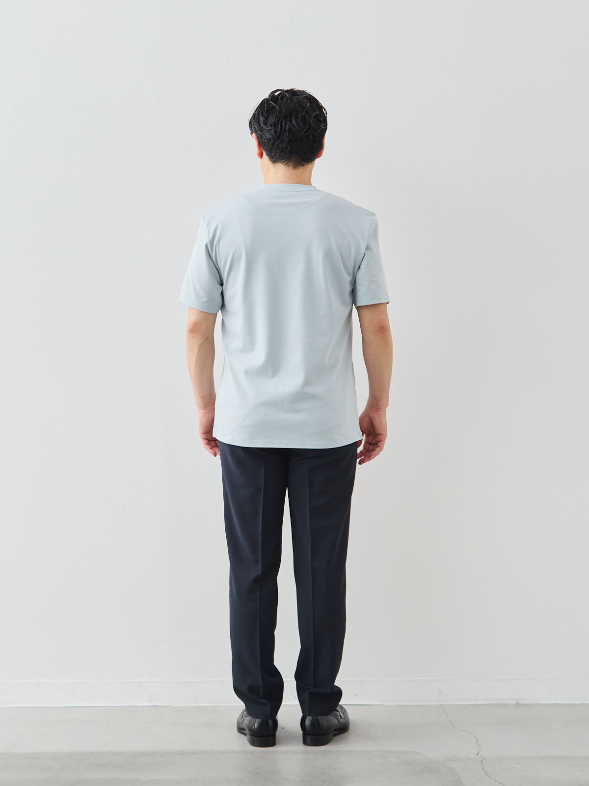 モデル 171cm 70kg ウエスト85cm サイズ L