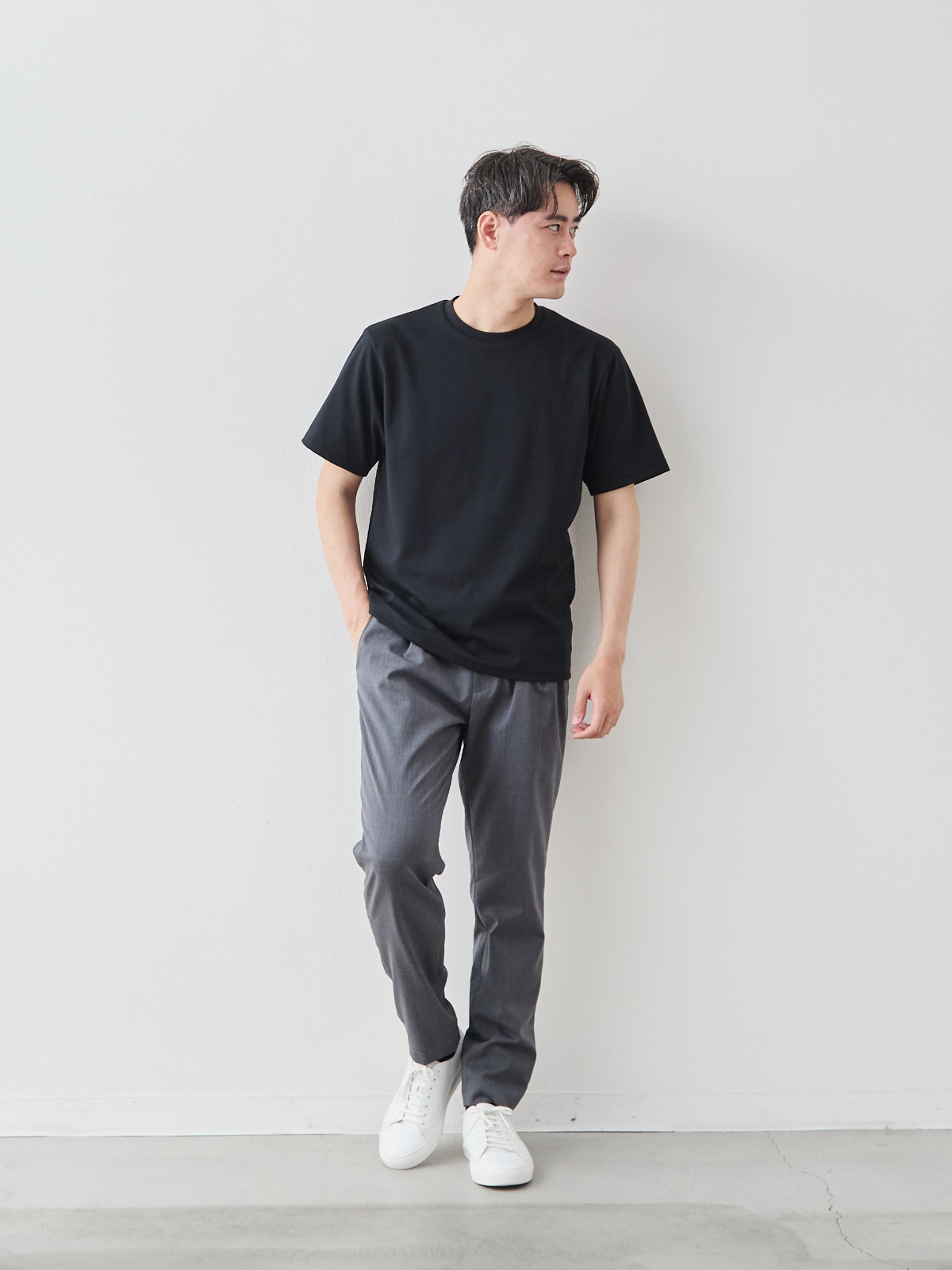 モデル 181cm 71kg ウエスト82cm サイズ L
