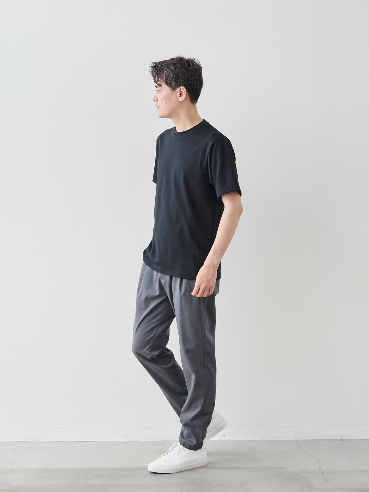 モデル 181cm 71kg ウエスト82cm サイズ L
