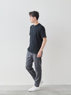 モデル 181cm 71kg ウエスト82cm サイズ L