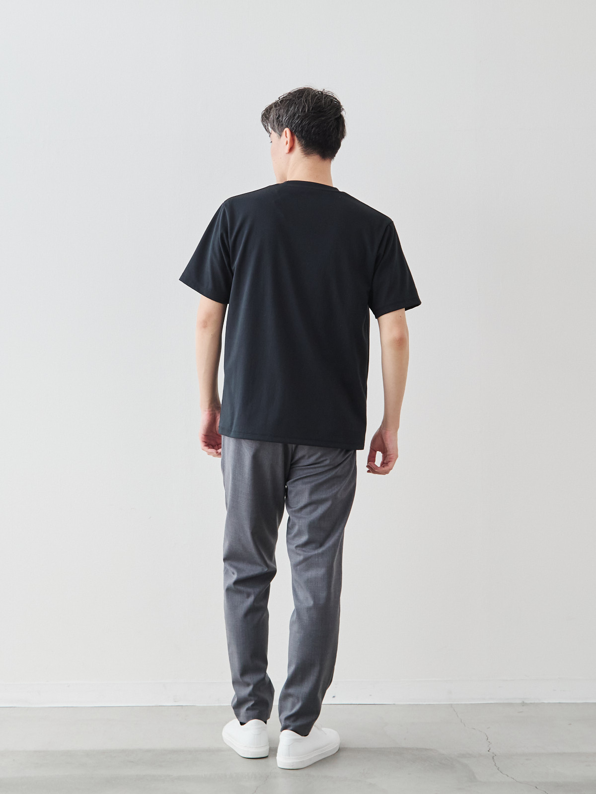モデル 181cm 71kg ウエスト82cm サイズ L