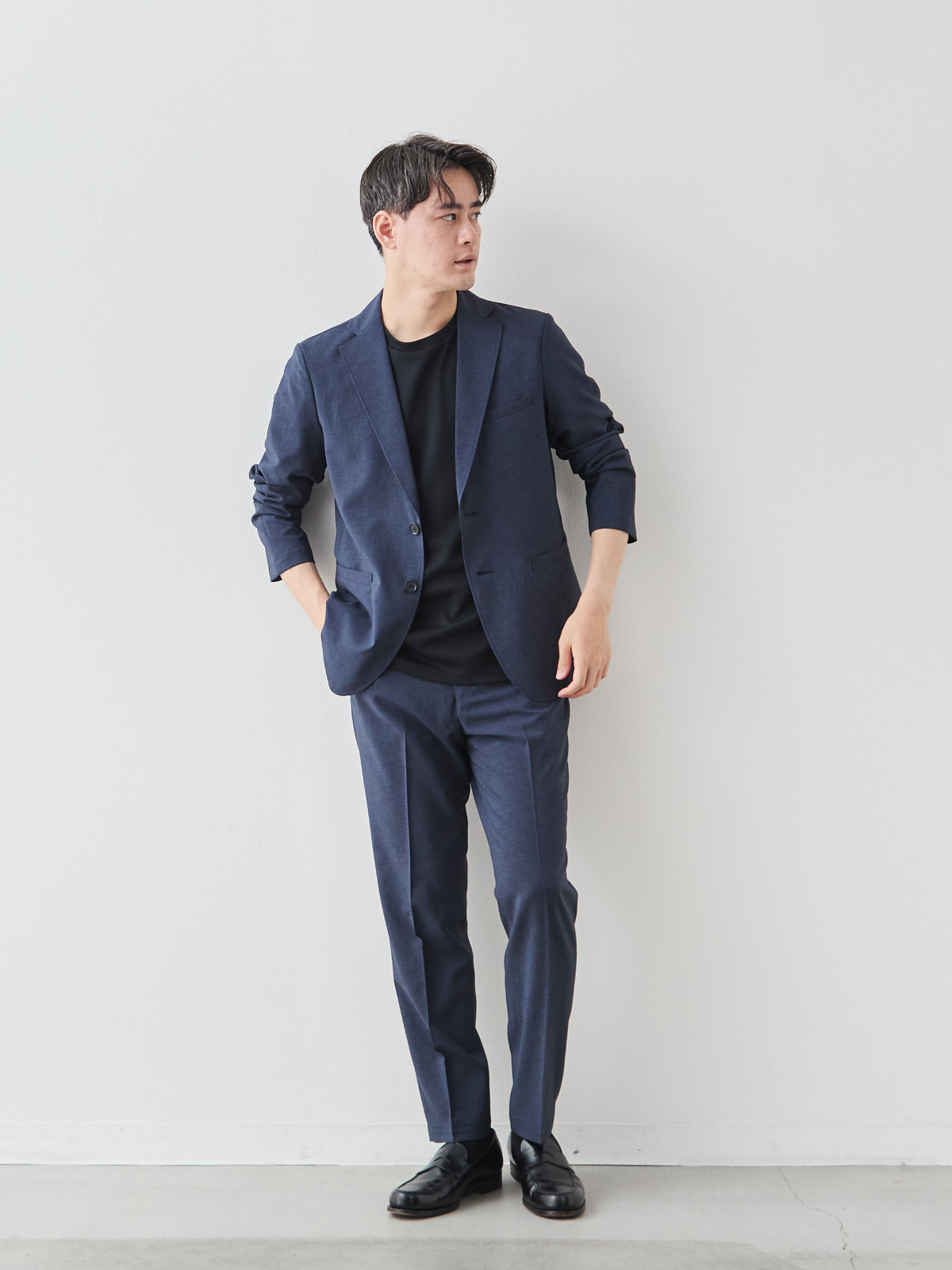 モデル 181cm 71kg ウエスト82cm サイズ L