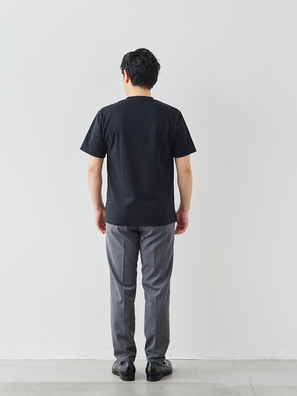 モデル 171cm 70kg ウエスト85cm サイズ M
