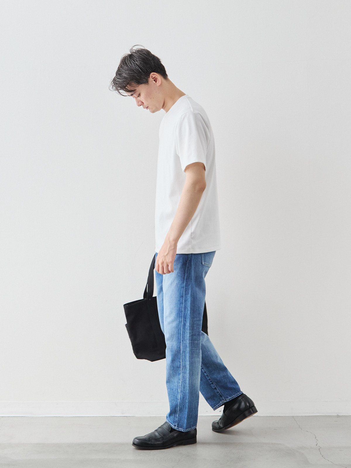 モデル 181cm 71kg ウエスト82cm サイズ L