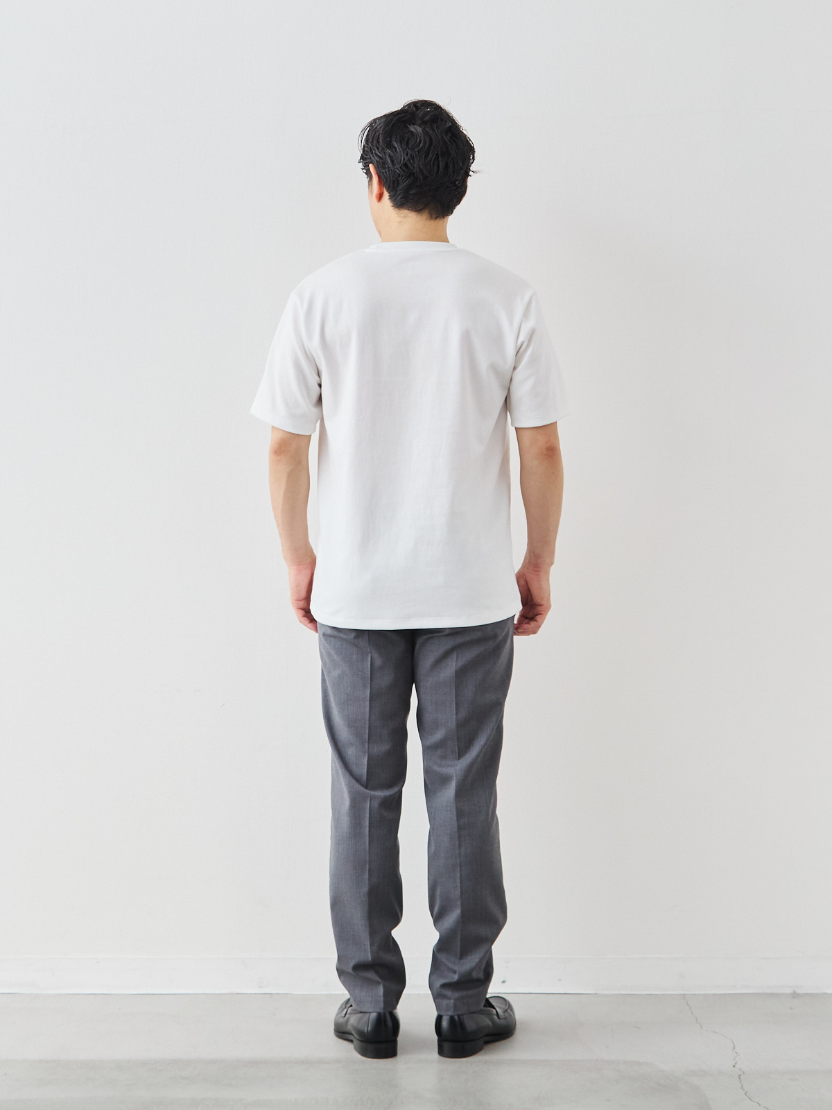 モデル 171cm 70kg ウエスト85cm サイズ L