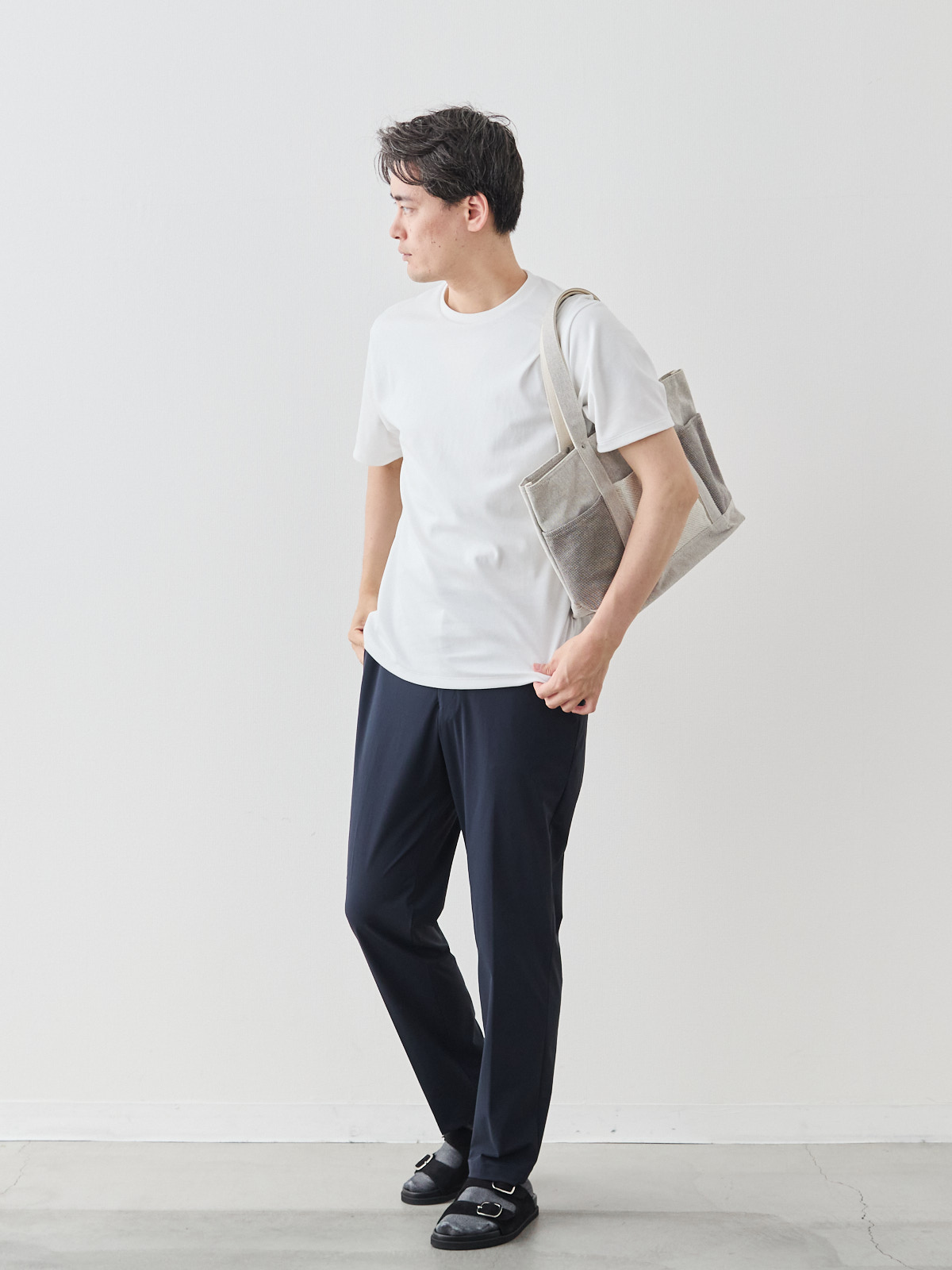 モデル 181cm 71kg ウエスト82cm サイズ L