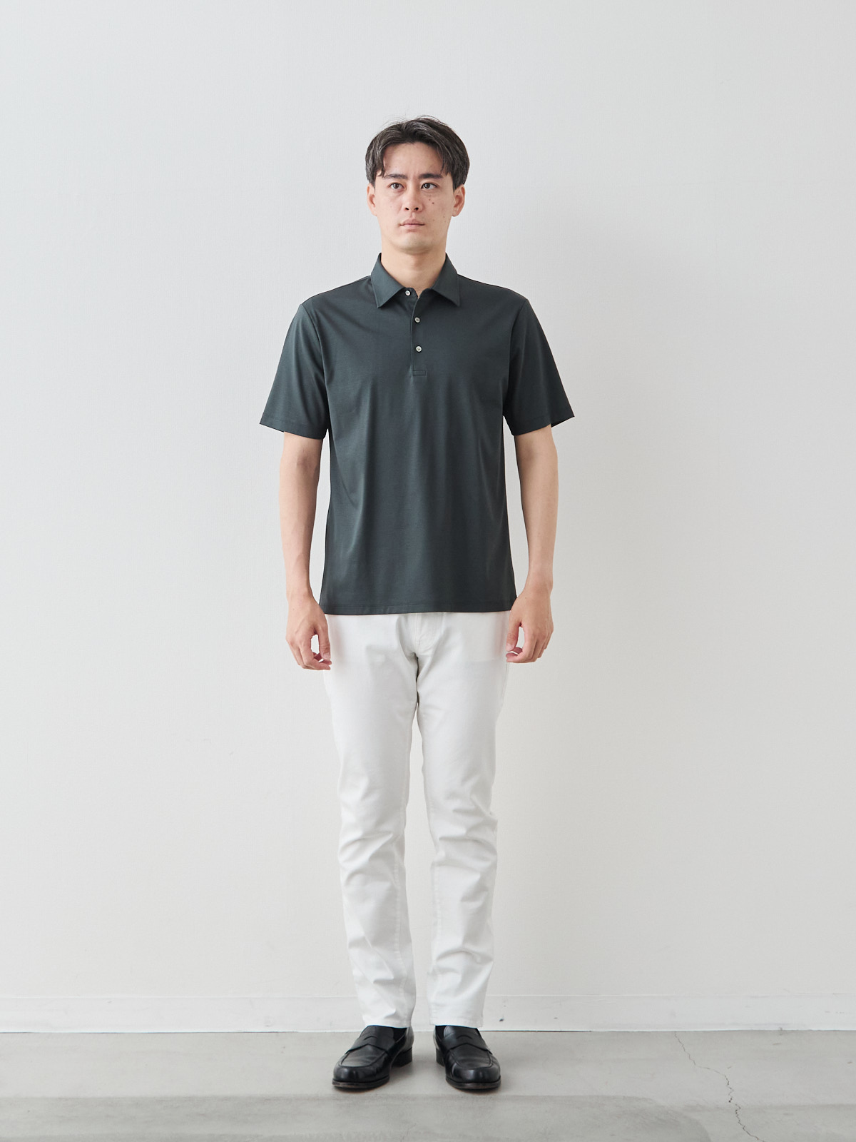 モデル 181cm 71kg ウエスト82cm サイズ L