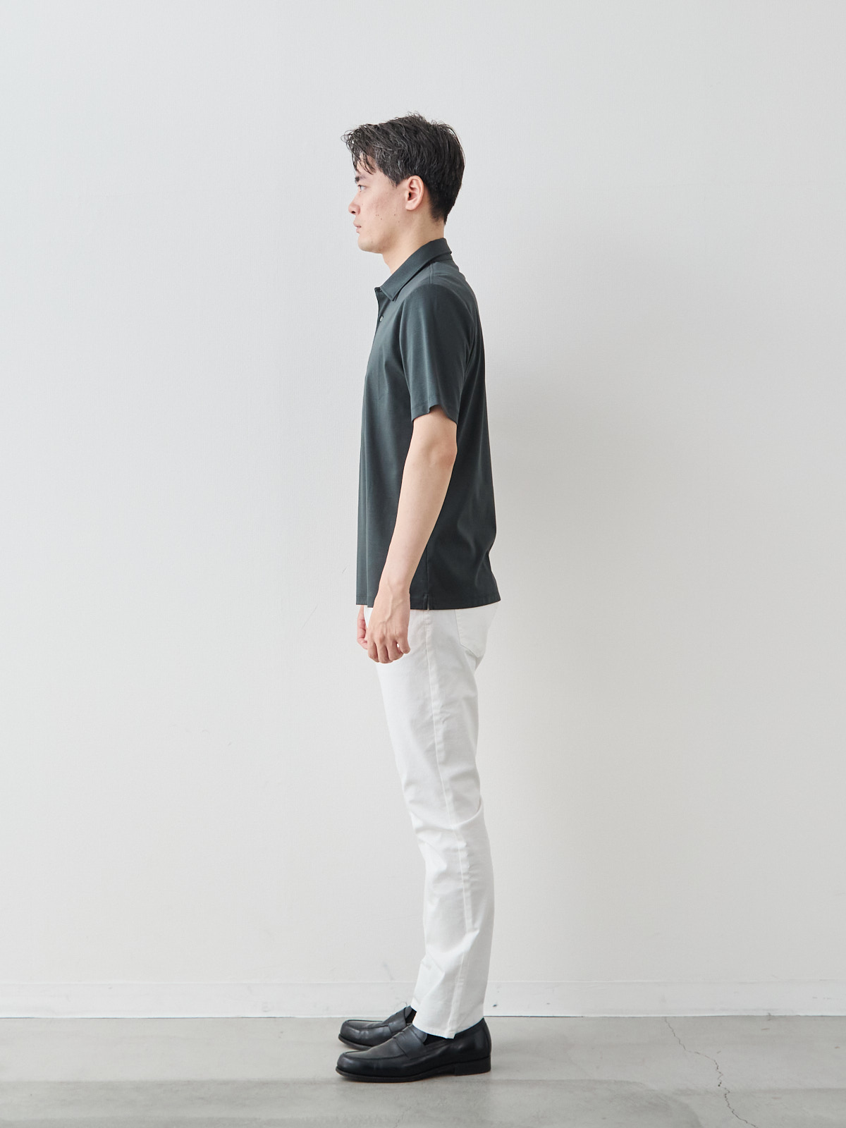 モデル 181cm 71kg ウエスト82cm サイズ L