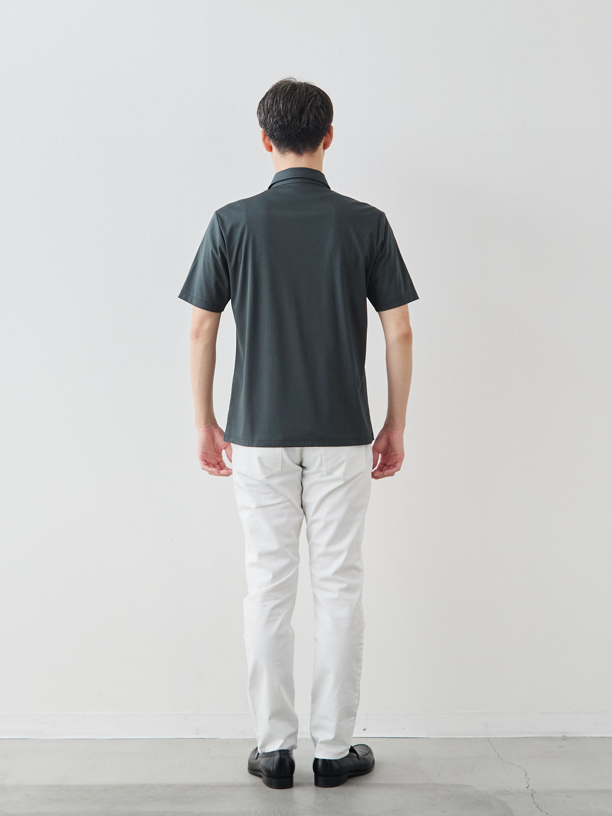 モデル 181cm 71kg ウエスト82cm サイズ L