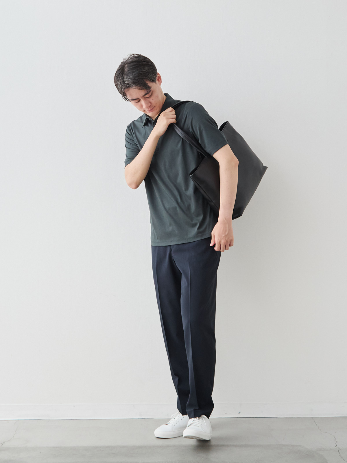 モデル 181cm 71kg ウエスト82cm サイズ L