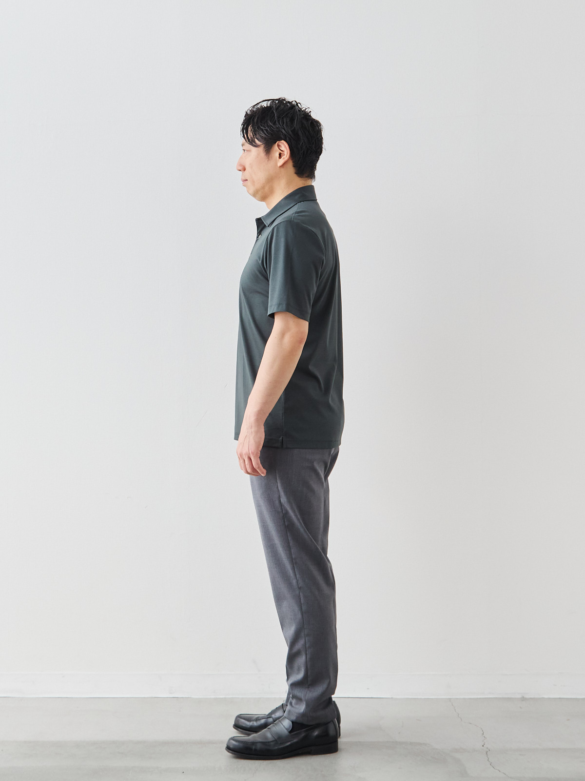 モデル 171cm 70kg ウエスト85cm サイズ L